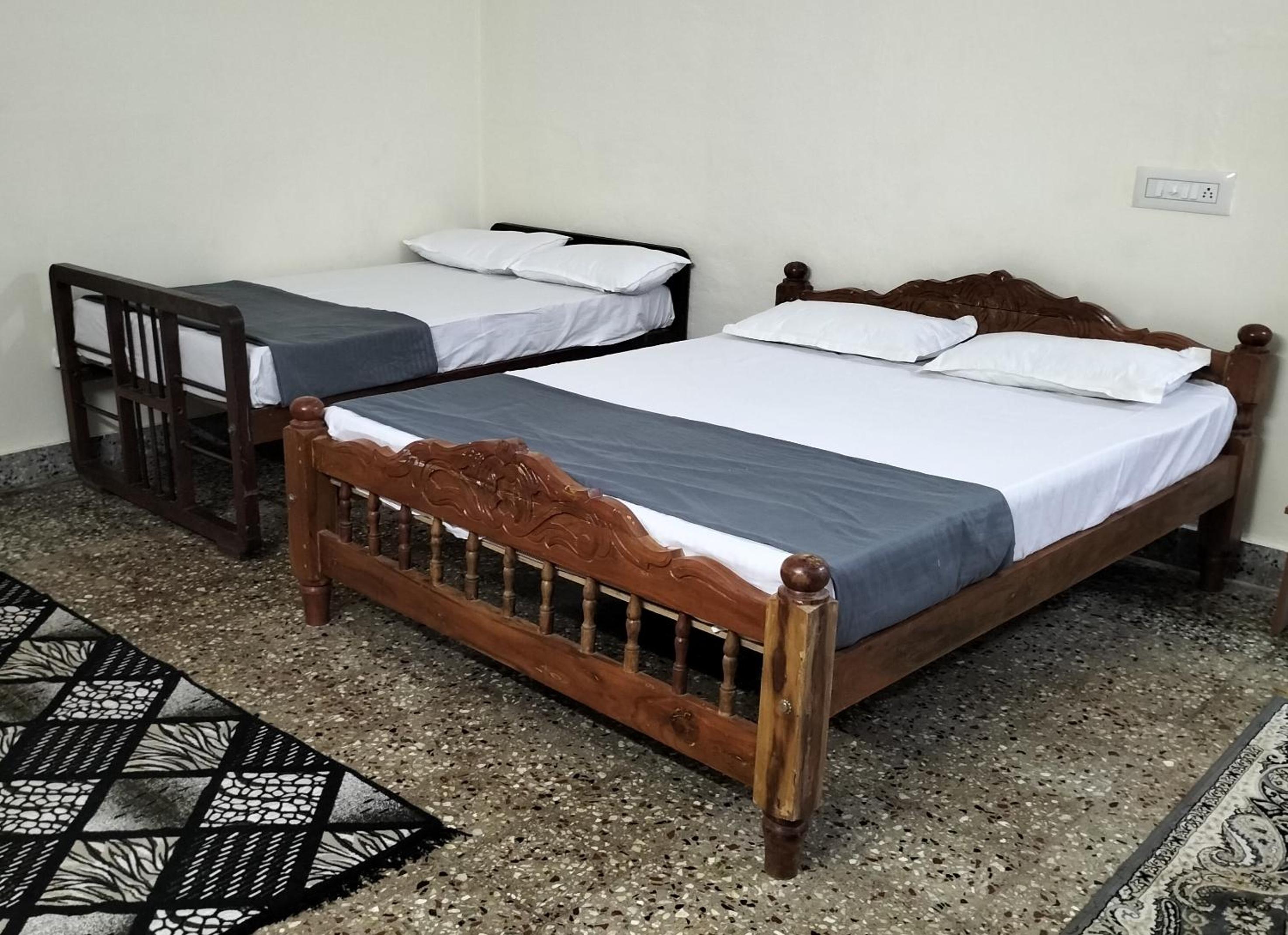 Dharinidhama Homestay