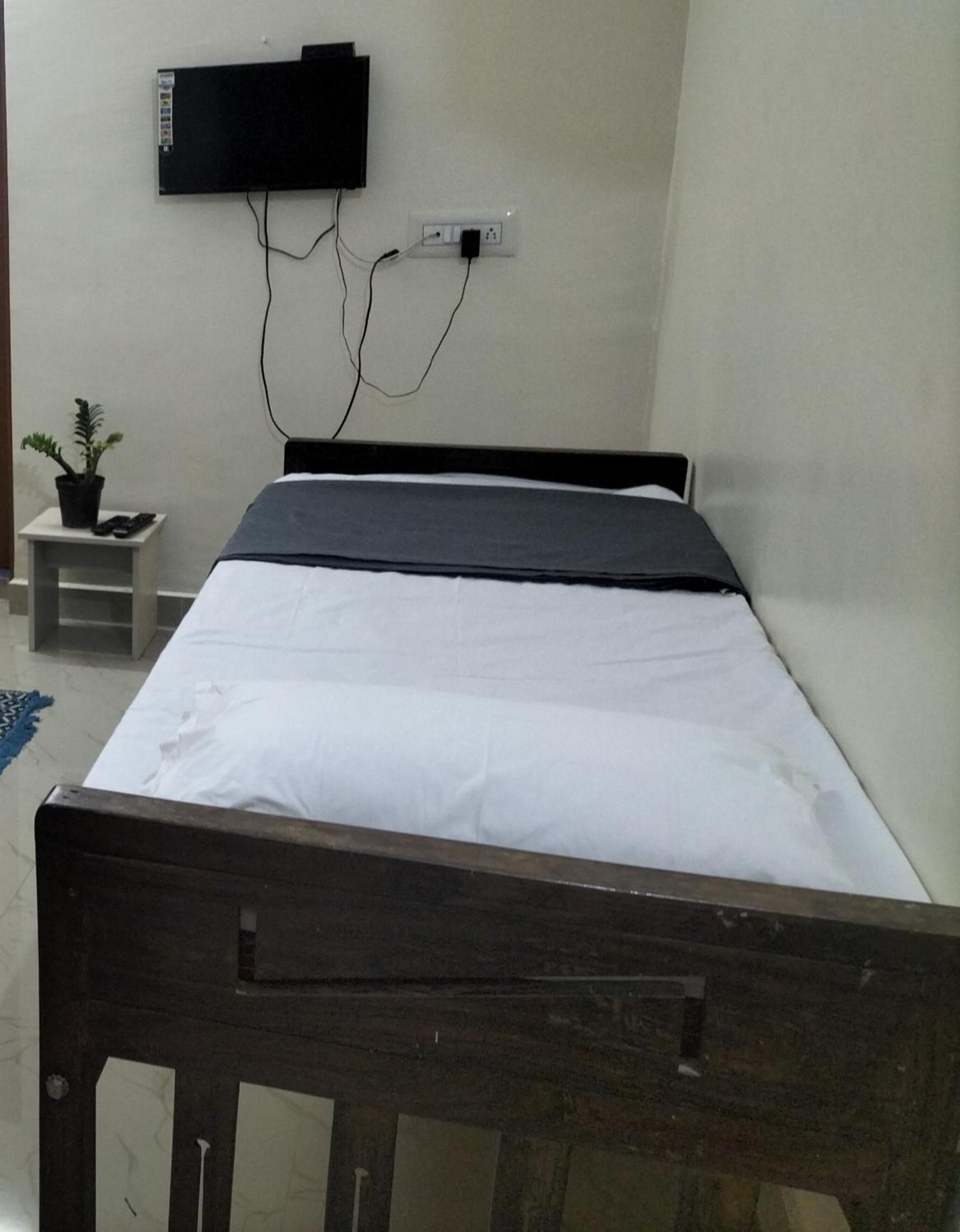 Dharinidhama Homestay