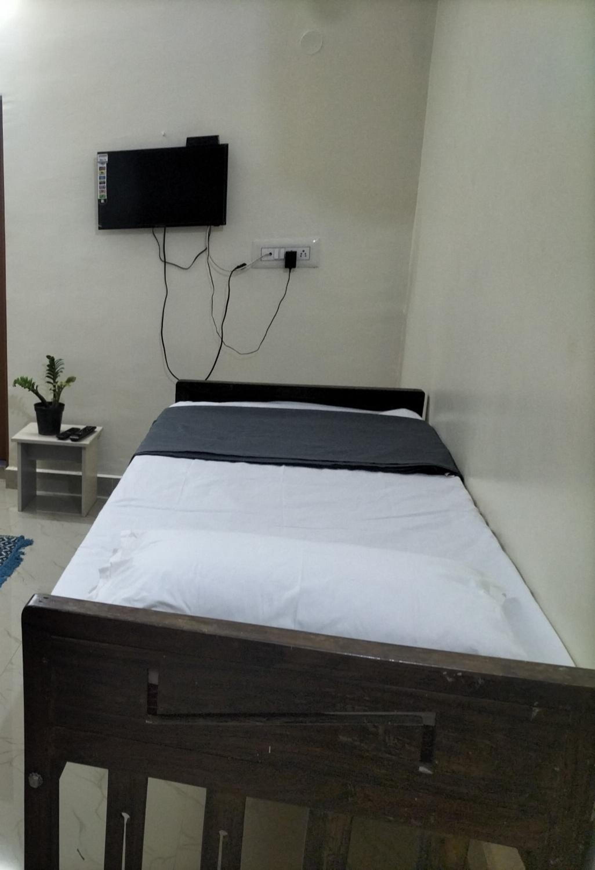 Dharinidhama Homestay