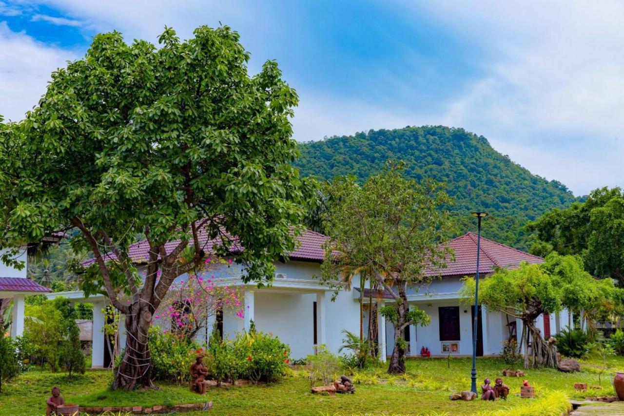 YNG-Luxor Resort Phu Quoc