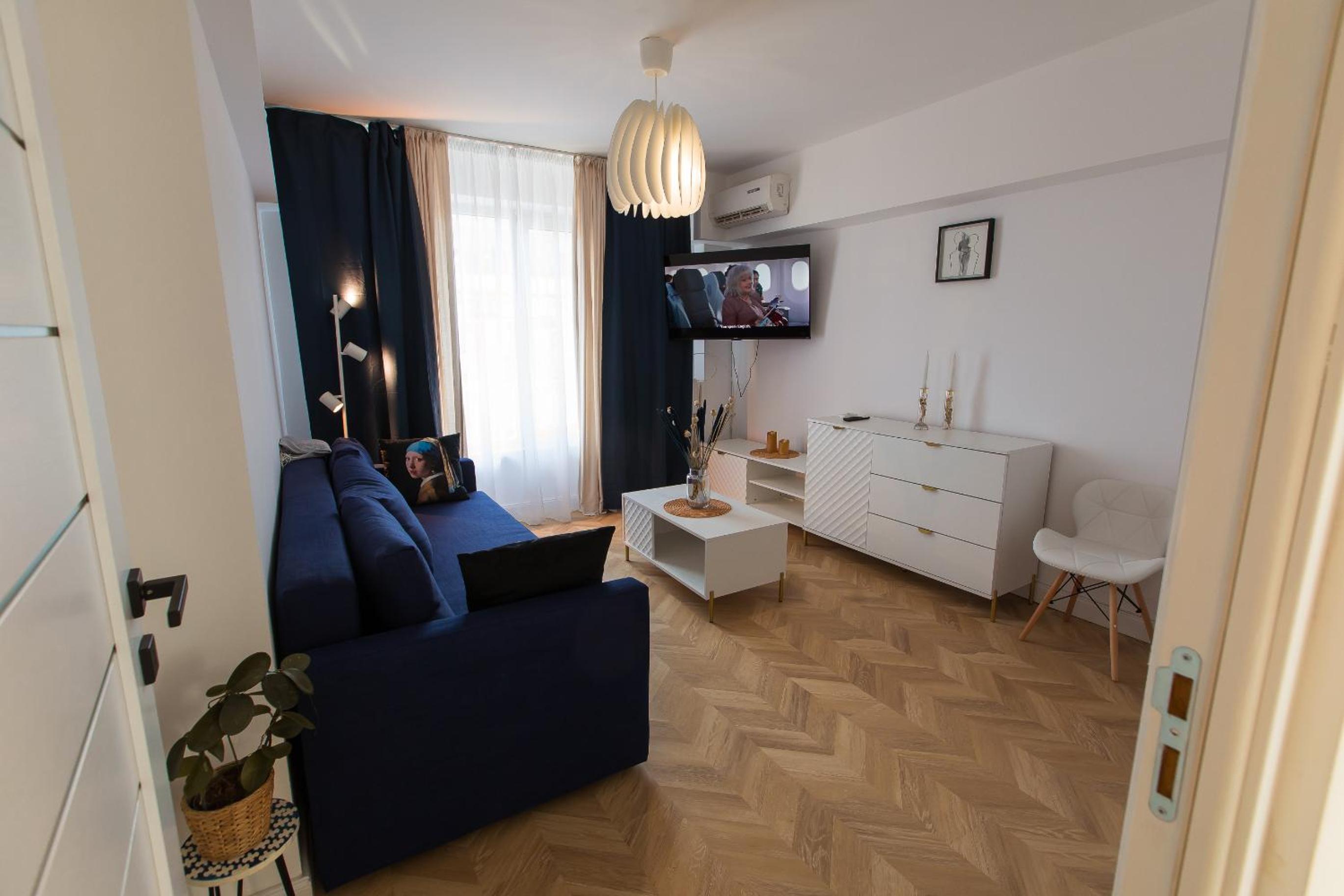 Venus I Elegant City Apt with View on Calea Victoriei view 5