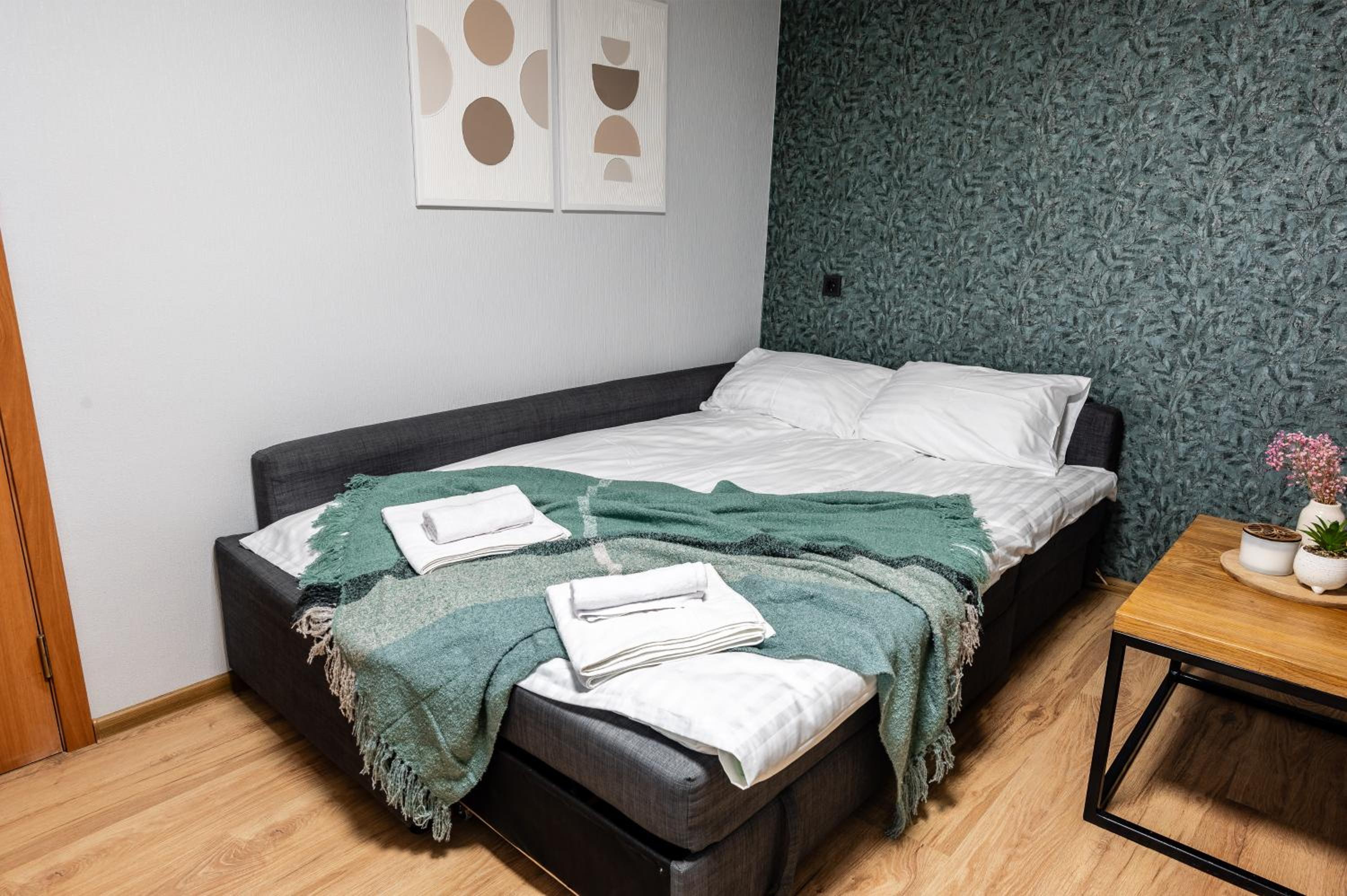 Cozy Coner Apartments view 5