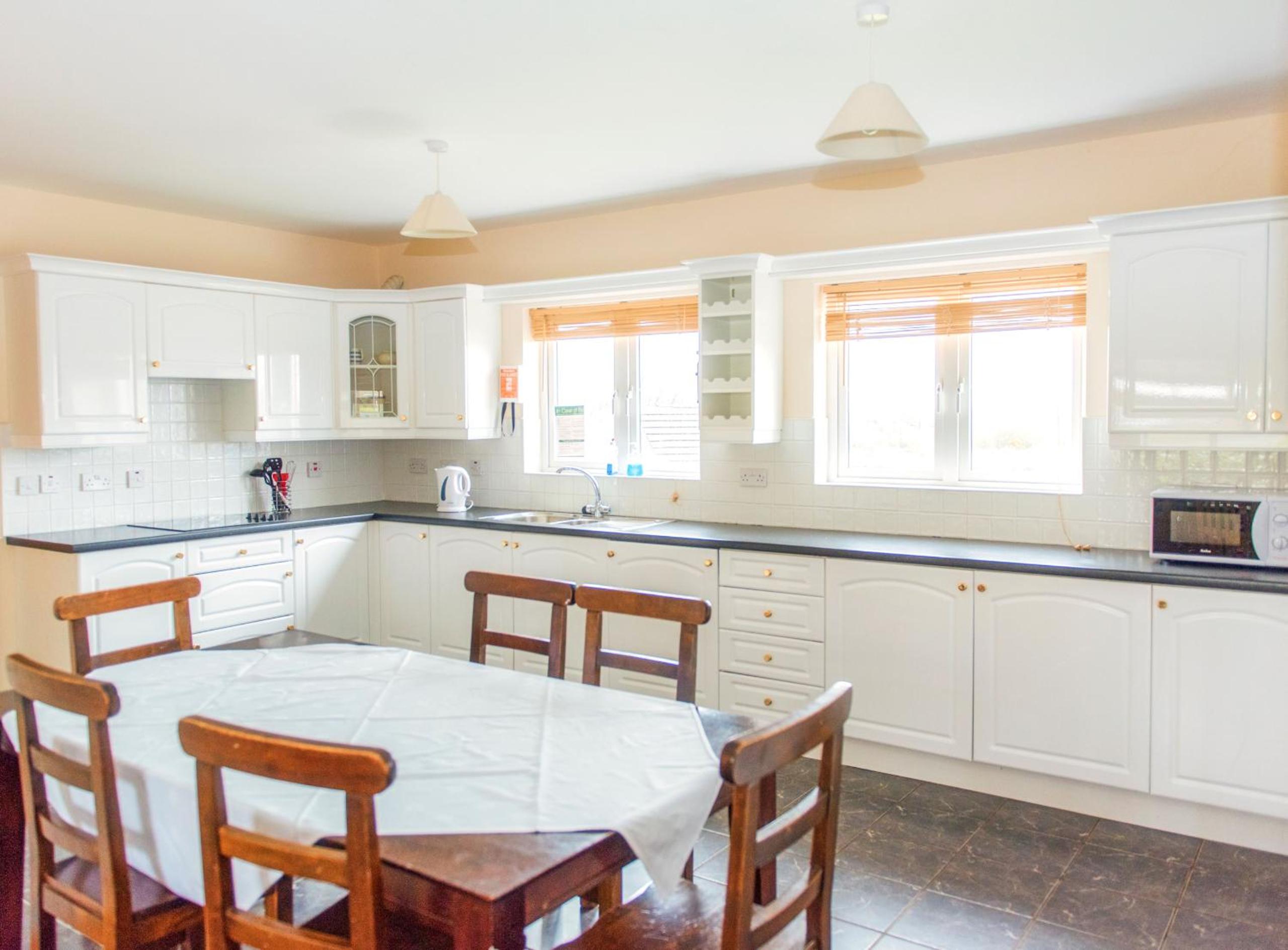 Duncarbury Heights - 4 Bedroom Detached House view 3