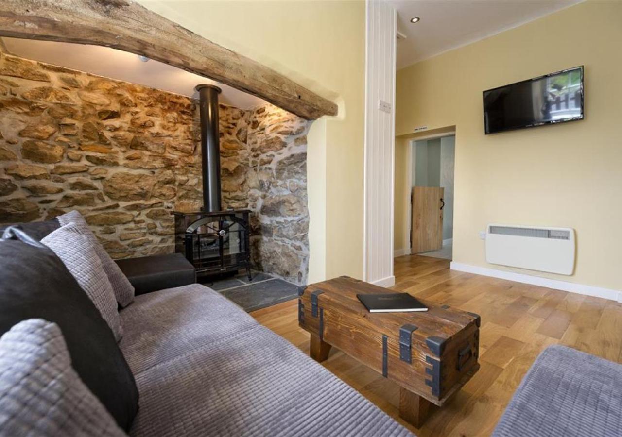 3 Bed in Pwllheli oc-brynre view 4
