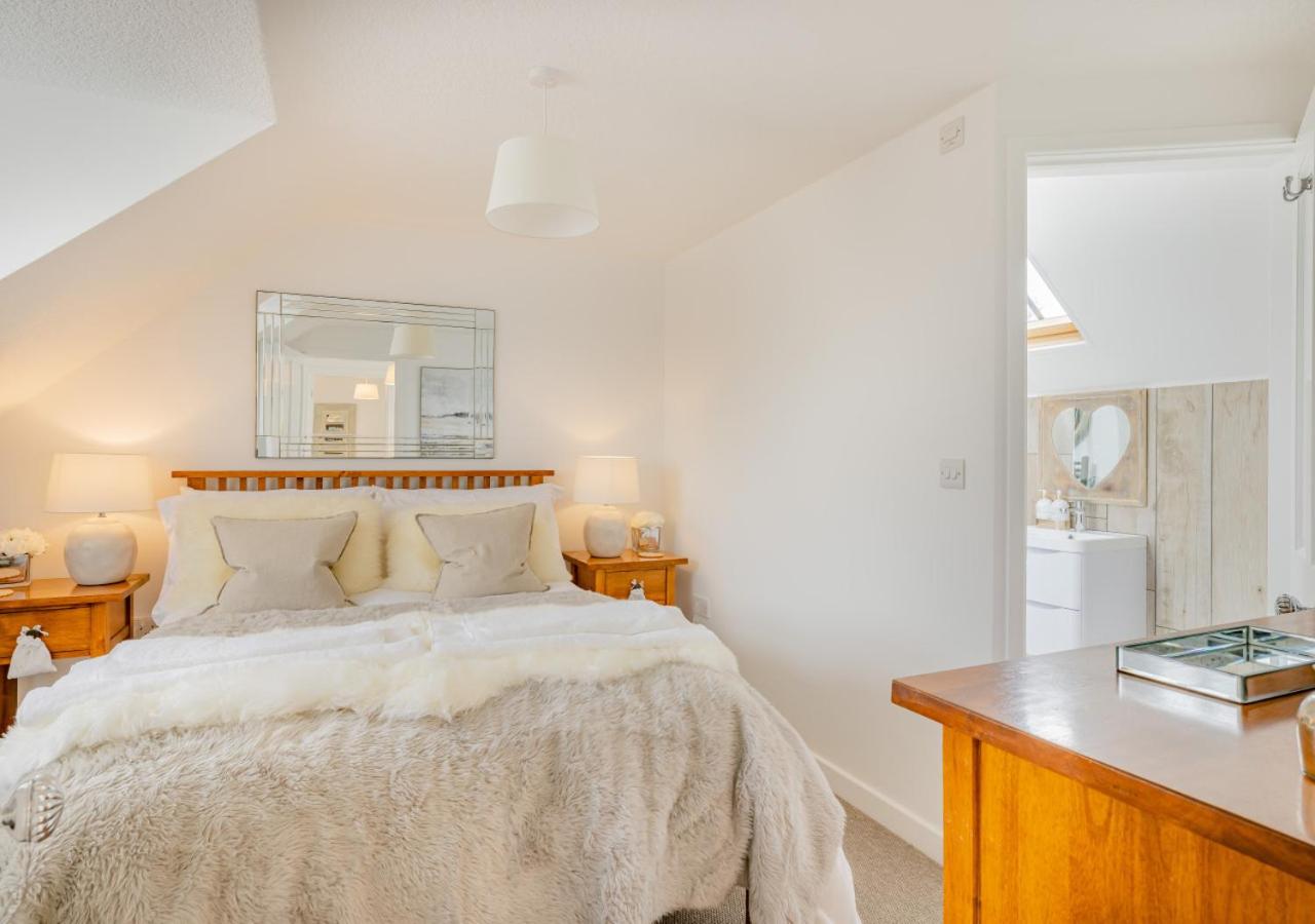 6 Bed in Pwllheli oc-argrai