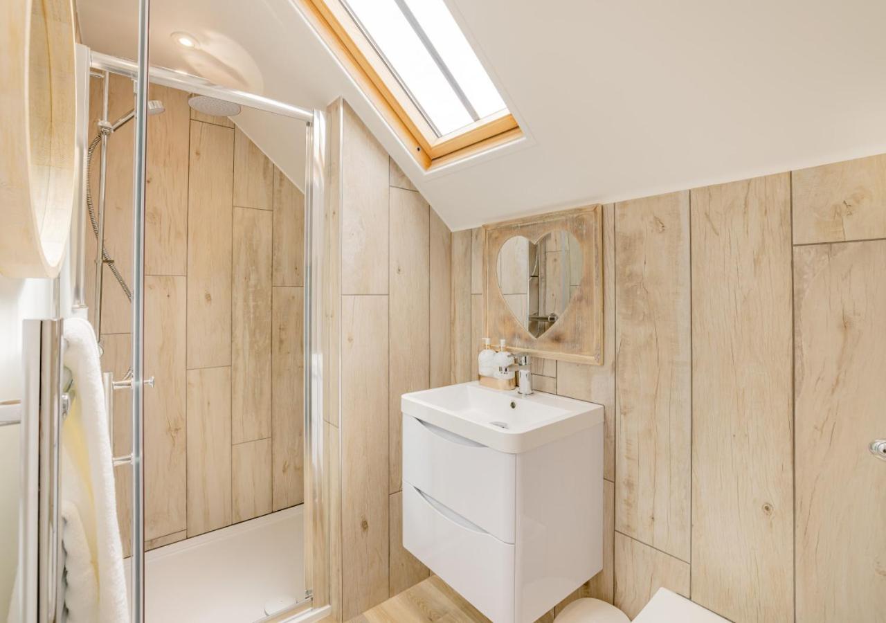 6 Bed in Pwllheli oc-argrai
