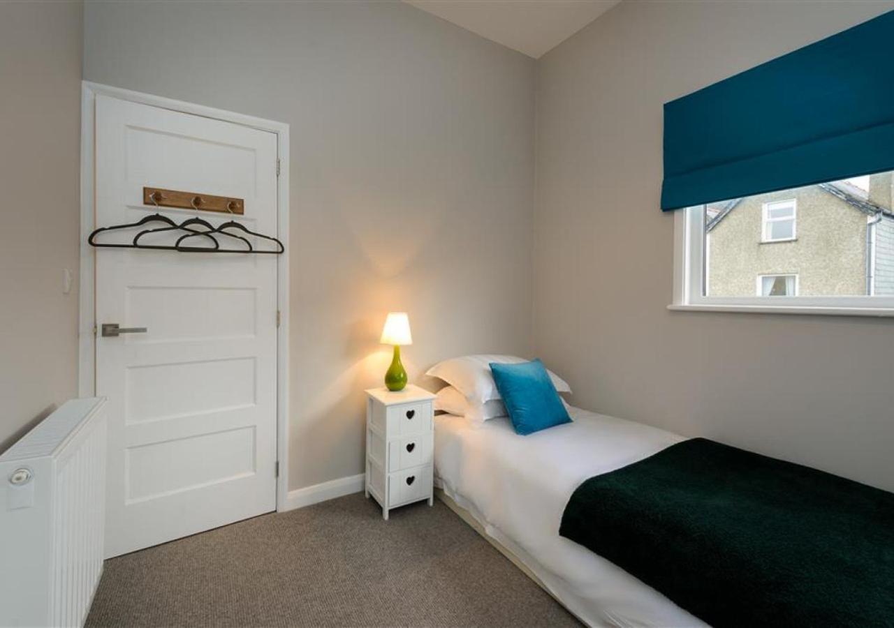 4 Bed in Pwllheli oc-lluest