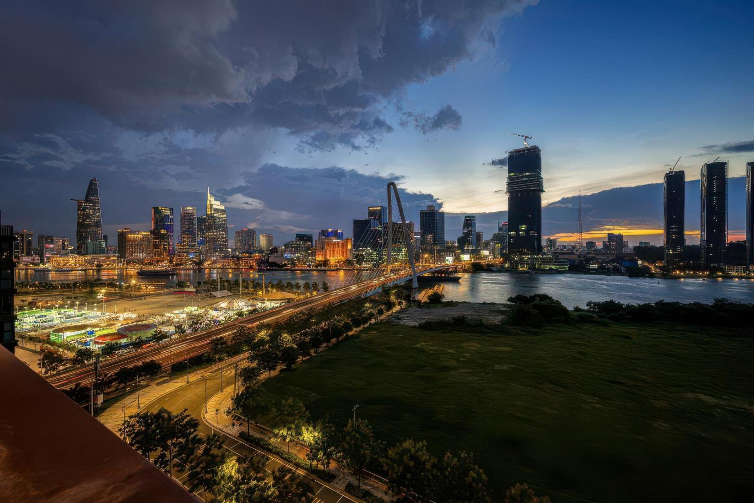 The Metropole - Horizon View Riverside D2