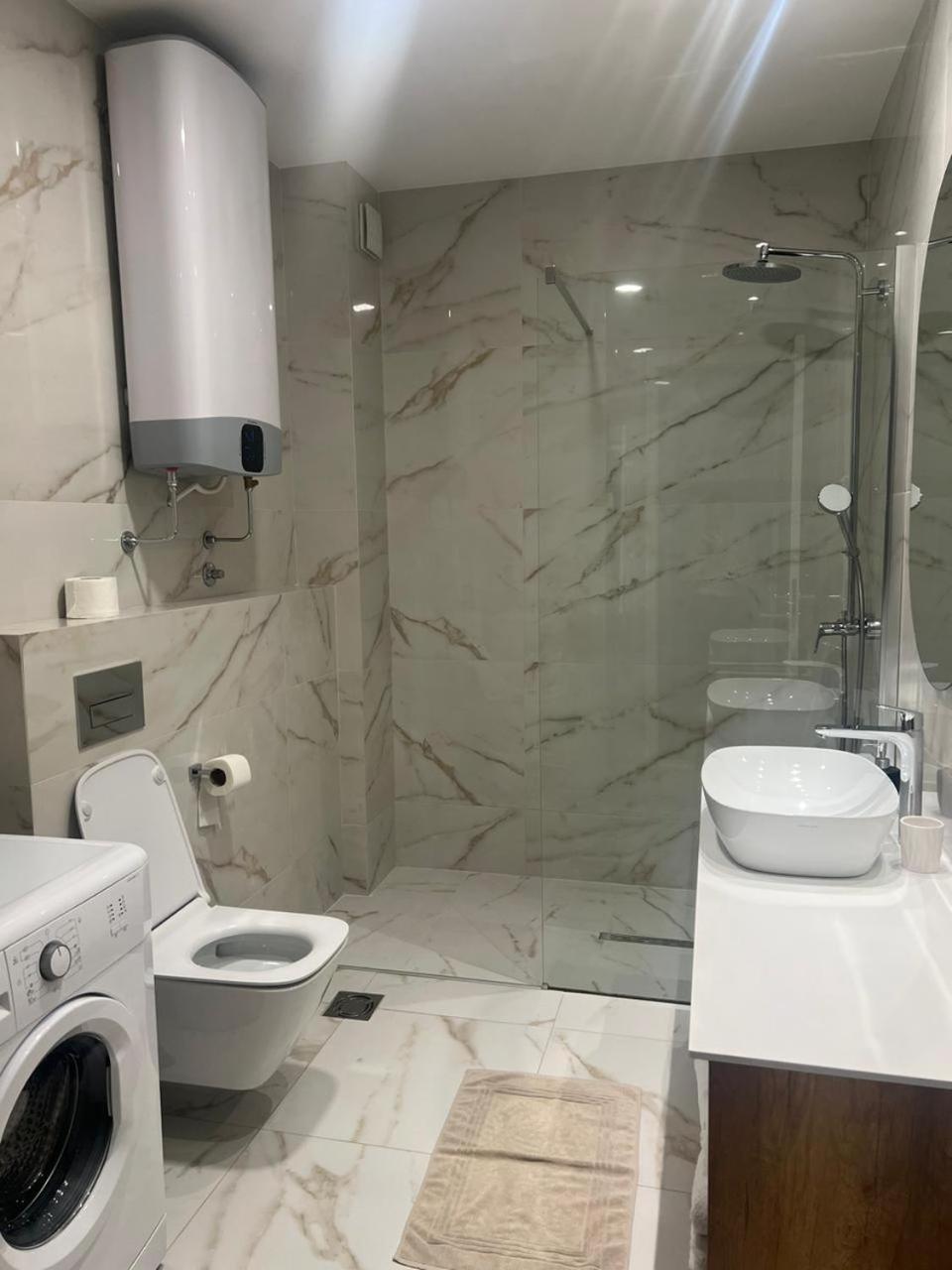 Athos Square Apartments