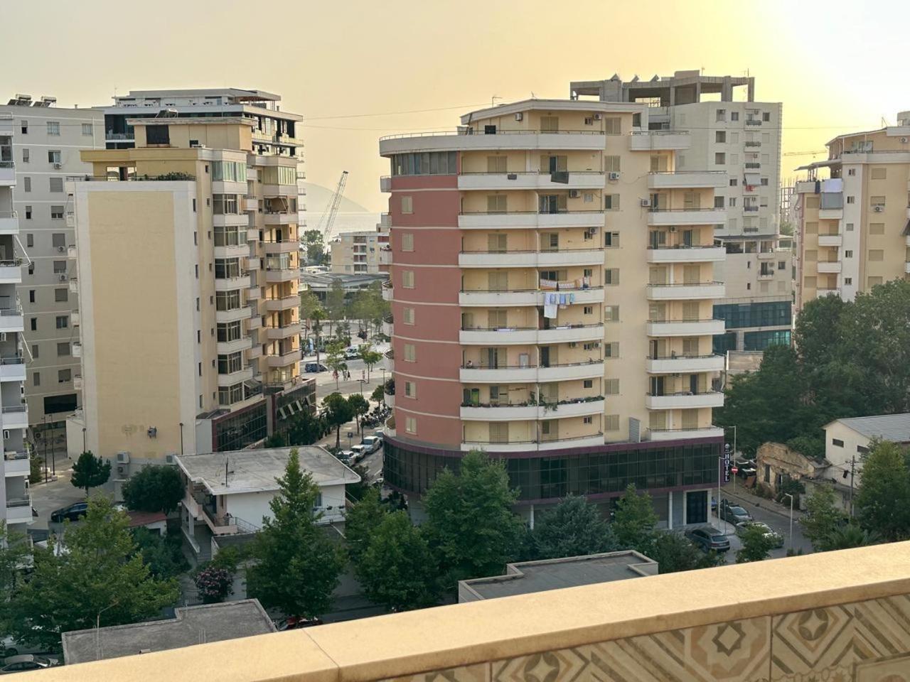 9th floor Apartment