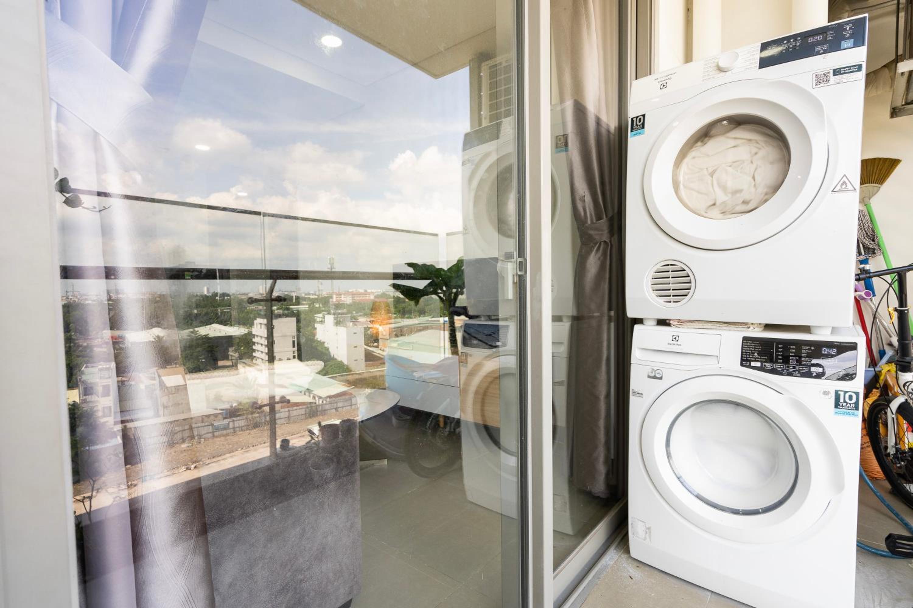 River Panorama 1 bedroom Luxury District 7