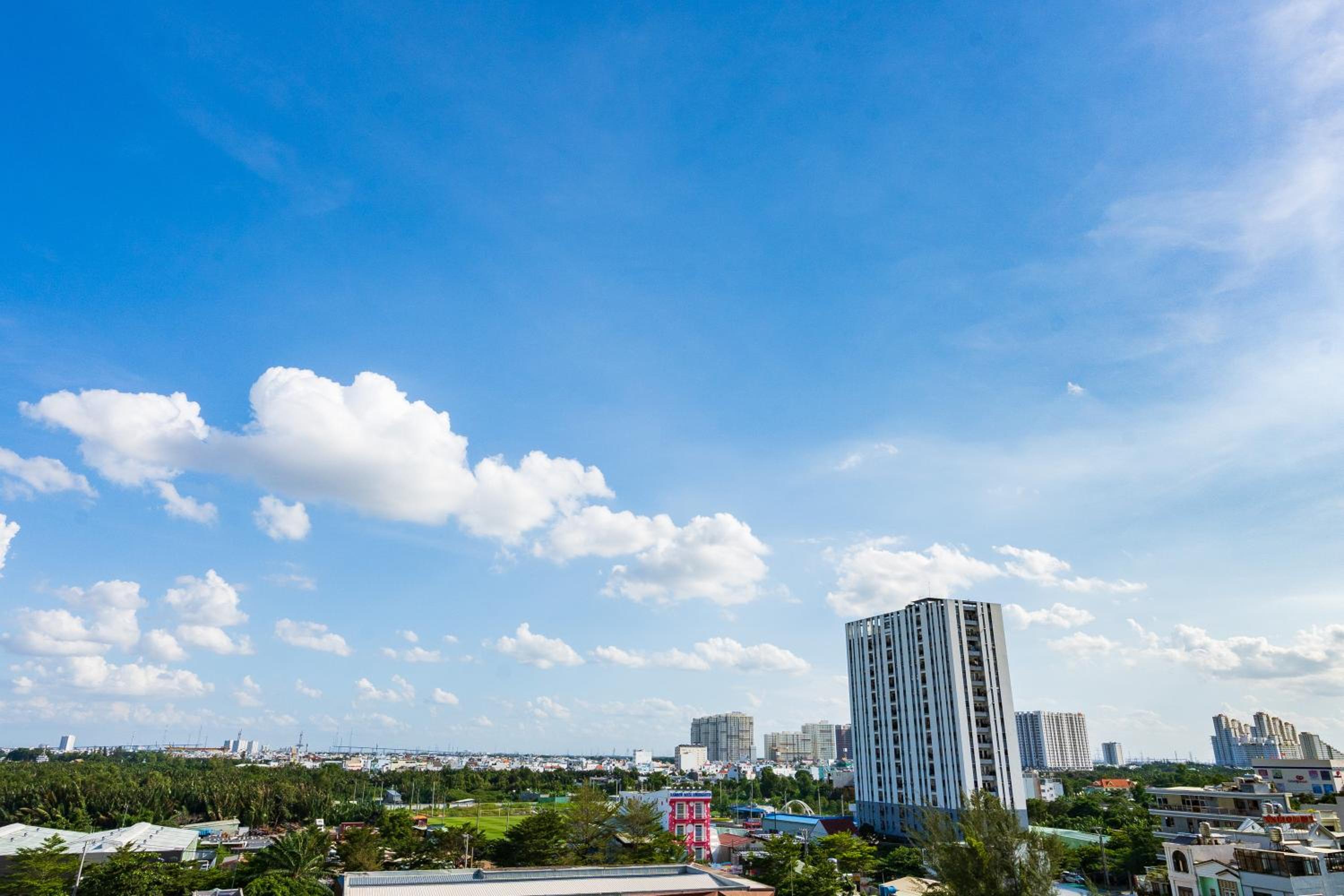 River Panorama 1 bedroom Luxury District 7