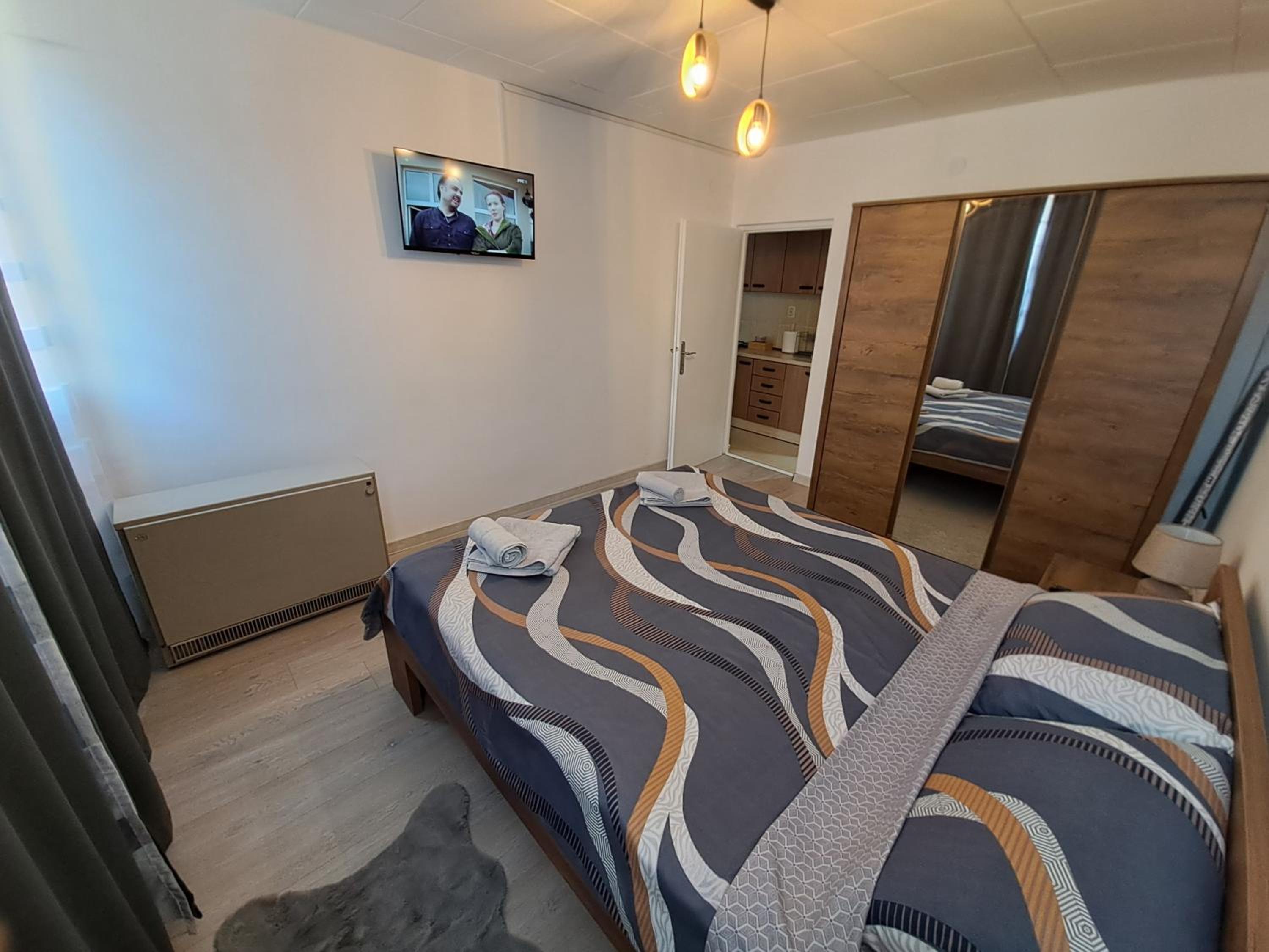 Hedonic apartment