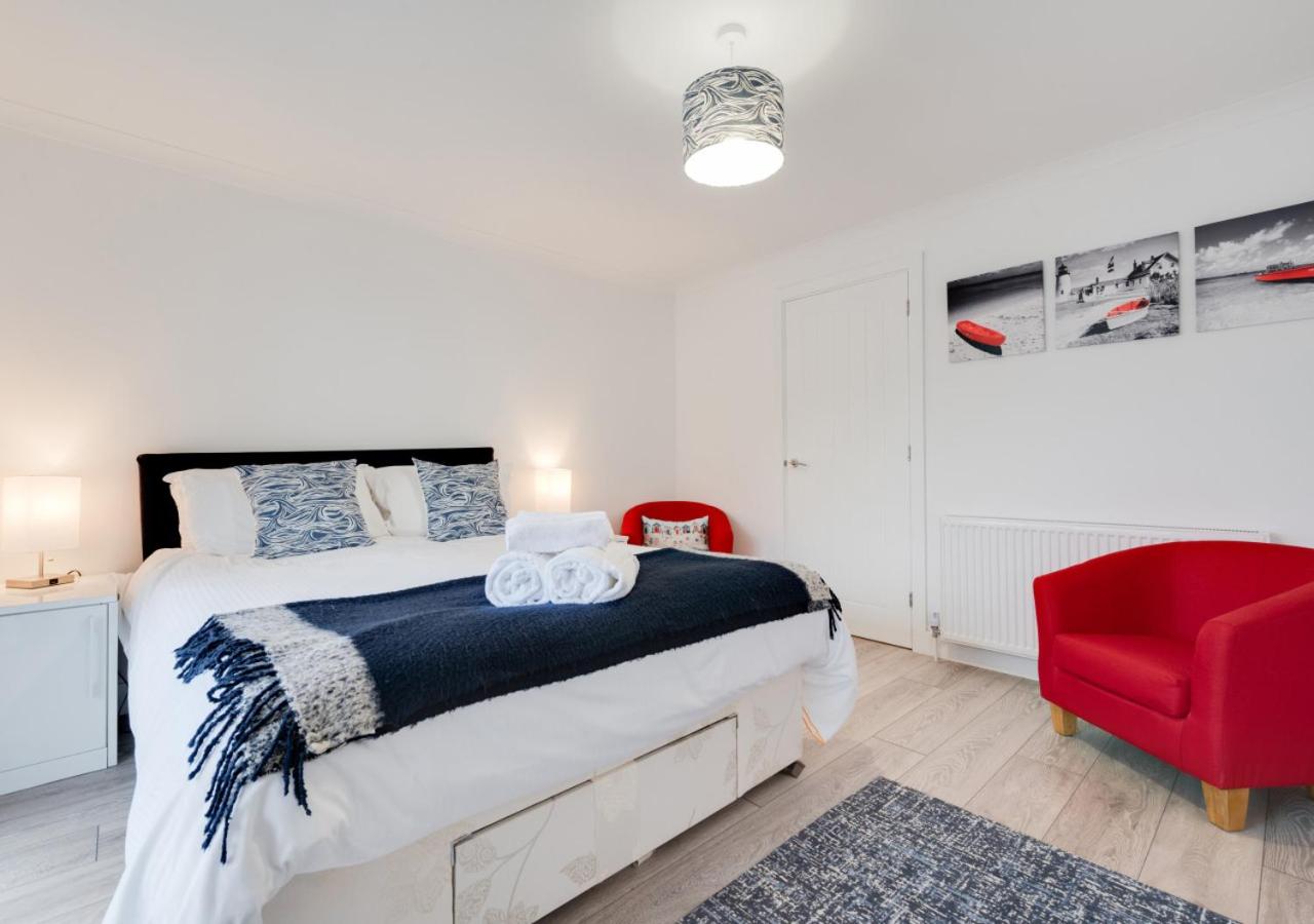 Looe Vacations - Ferry View - Property Image 3