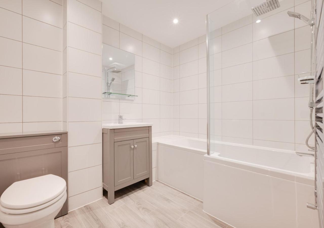 Looe Vacations - Ferry View - Property Image 4