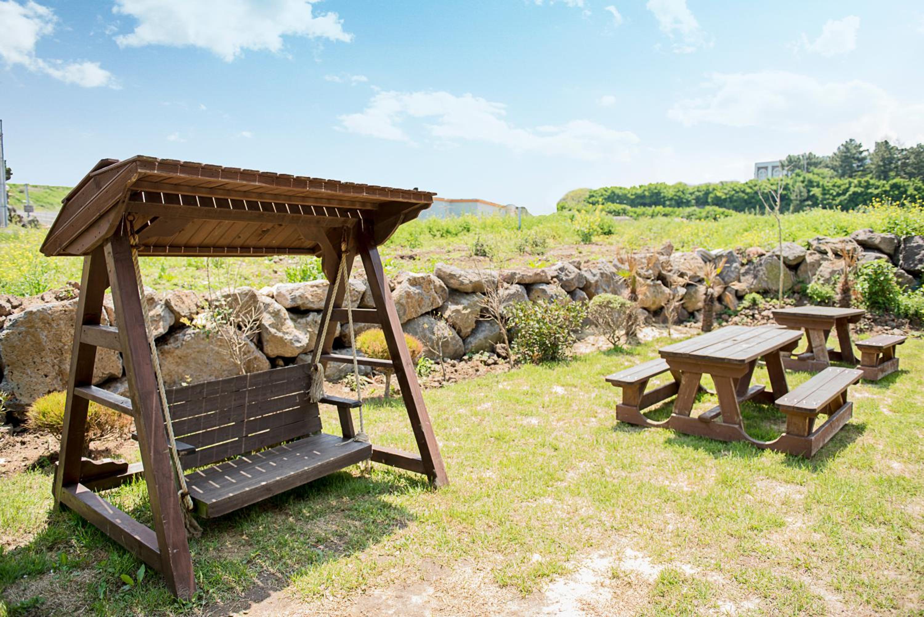 Petit Jeju Victor
