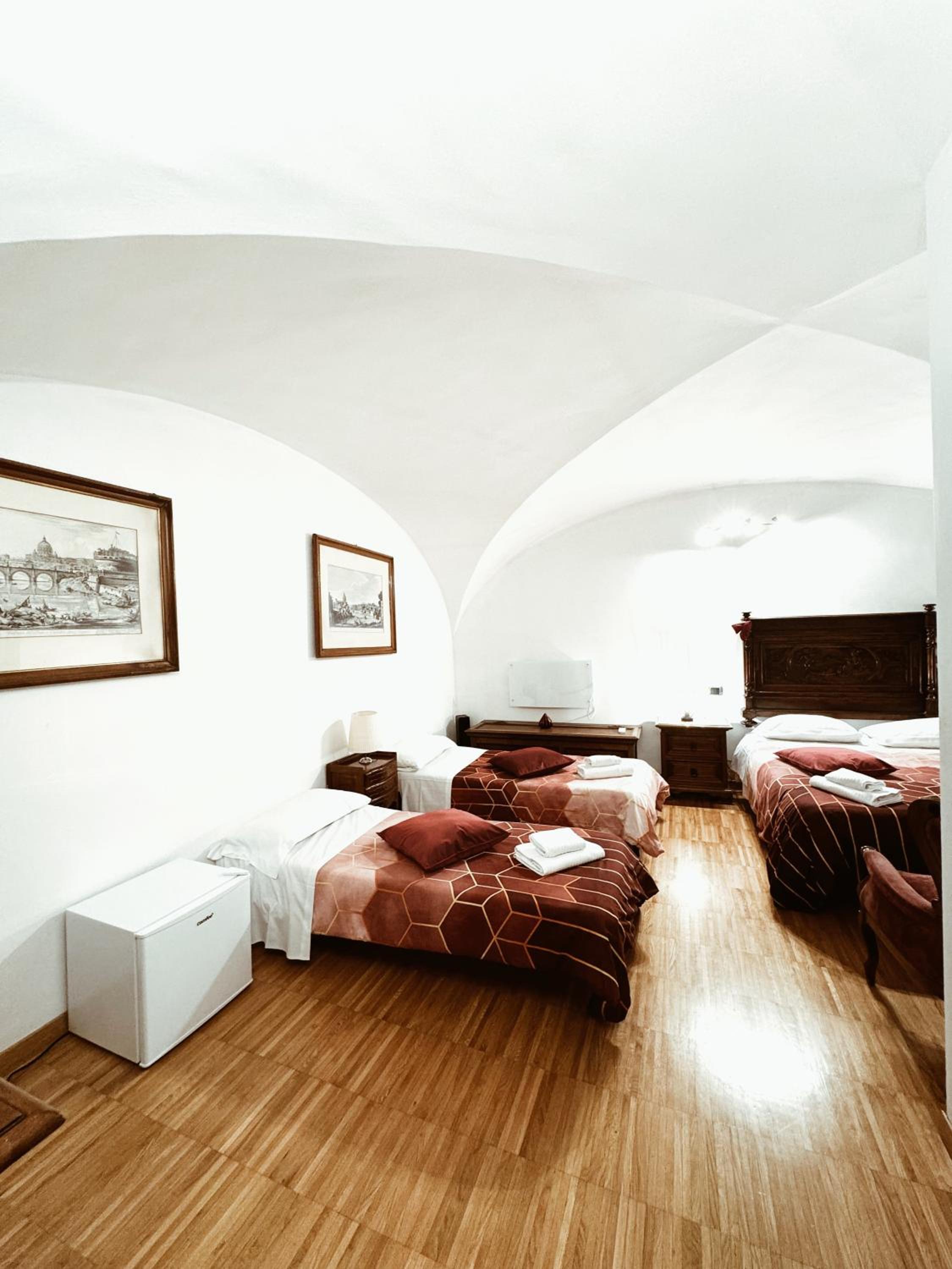 Residenza Tritone - Trevi Fountain