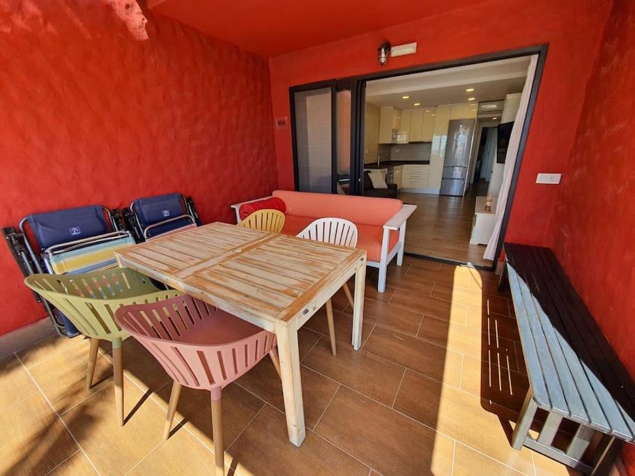 Vivienda Vacacional frente al mar Playa del Aguila