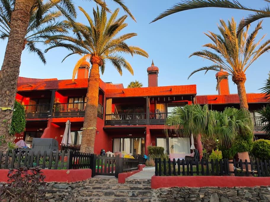 Vivienda Vacacional frente al mar Playa del Aguila