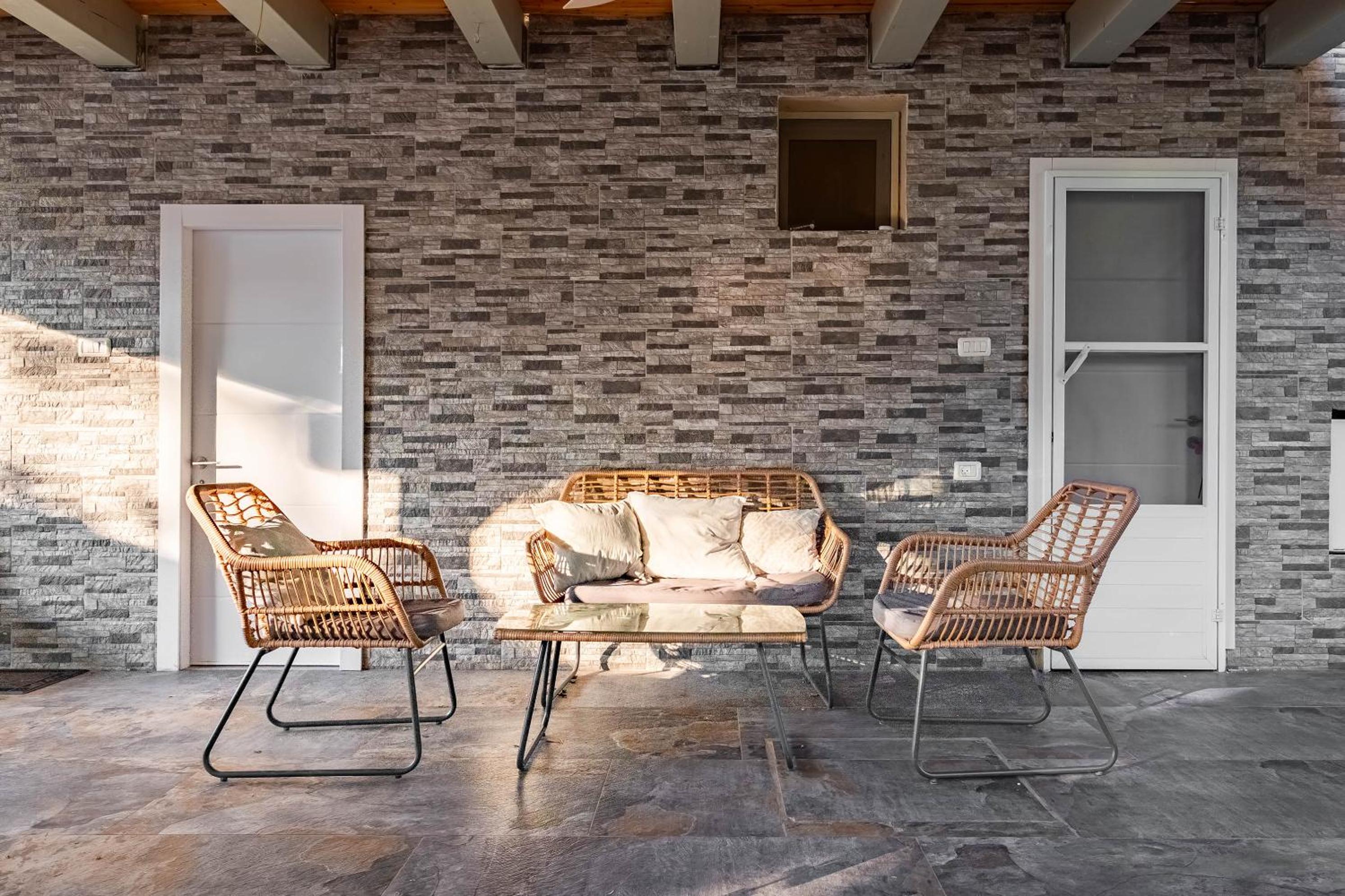 Villa Rimona Retreat by Sea N' Rent view 3