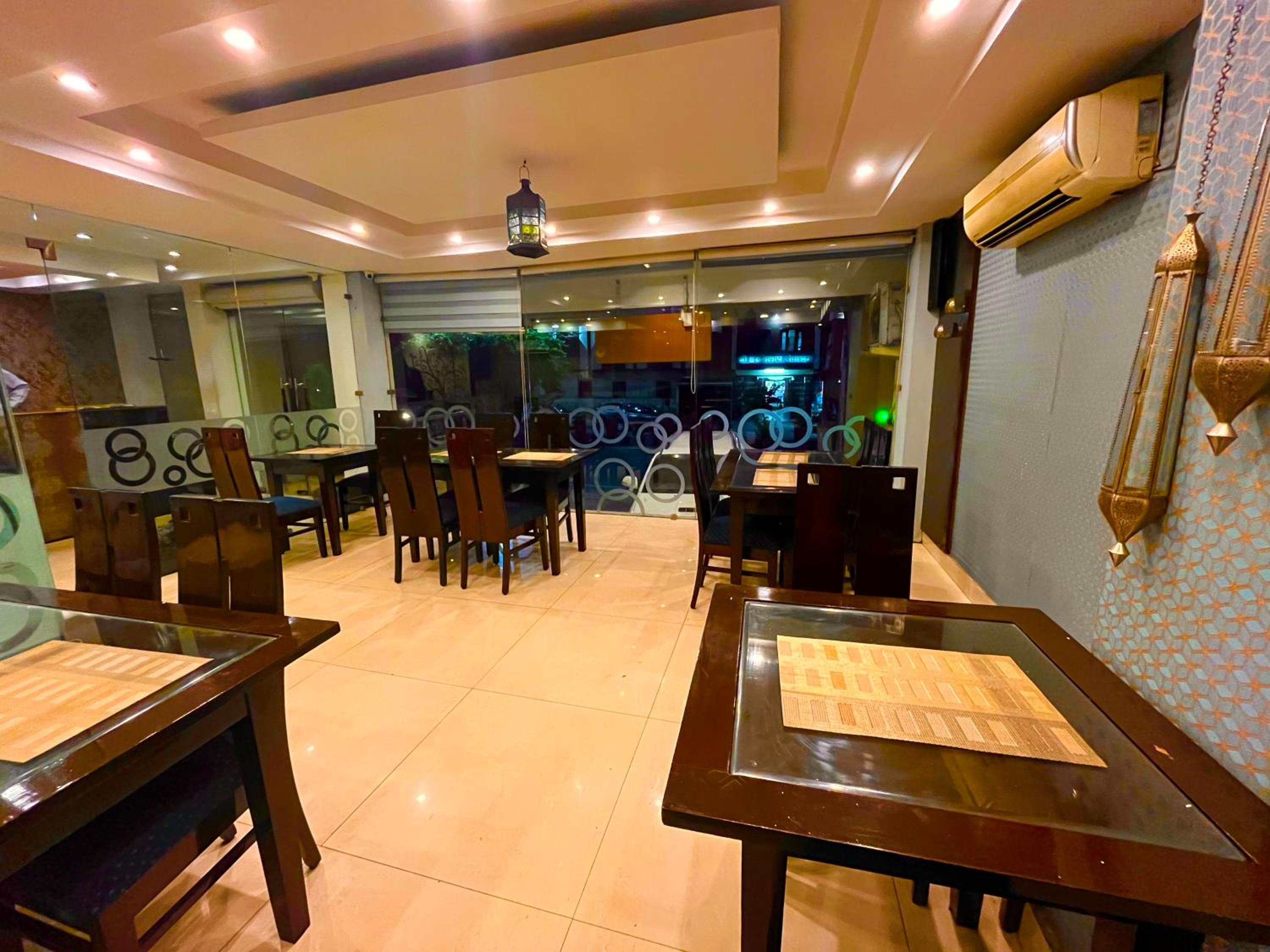 Food & Beverage
