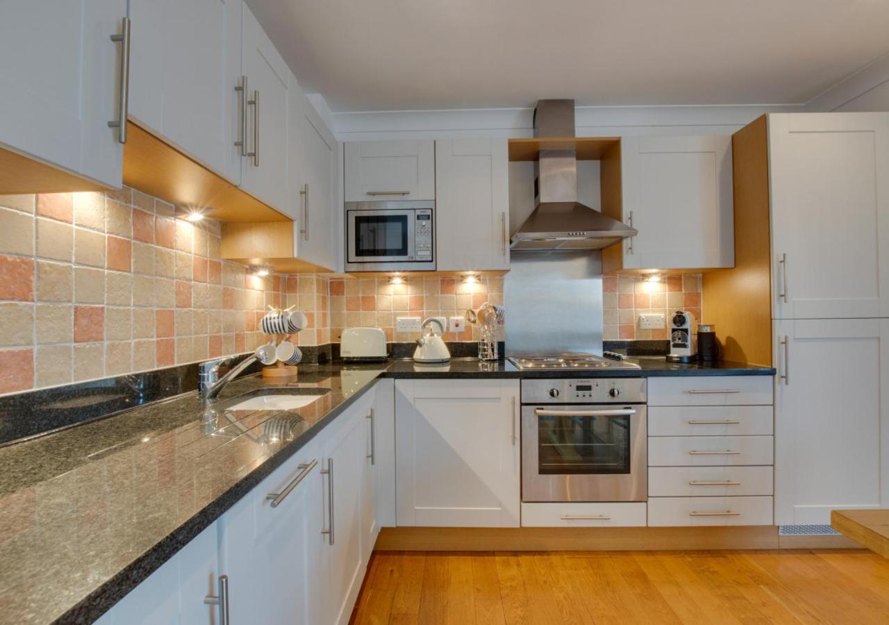 2 Bed in Porthleven oc-shorse