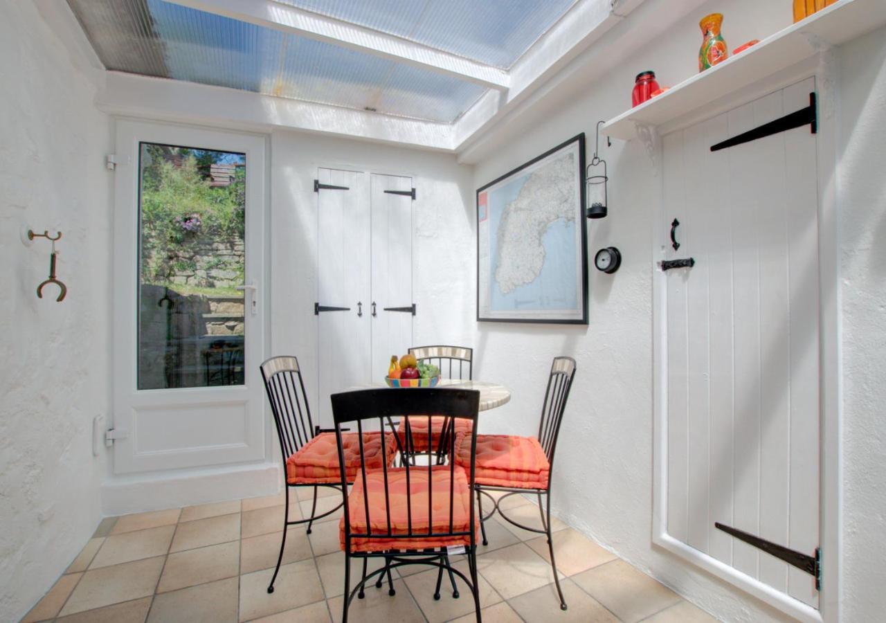 3 Bed in Mousehole oc-tamris