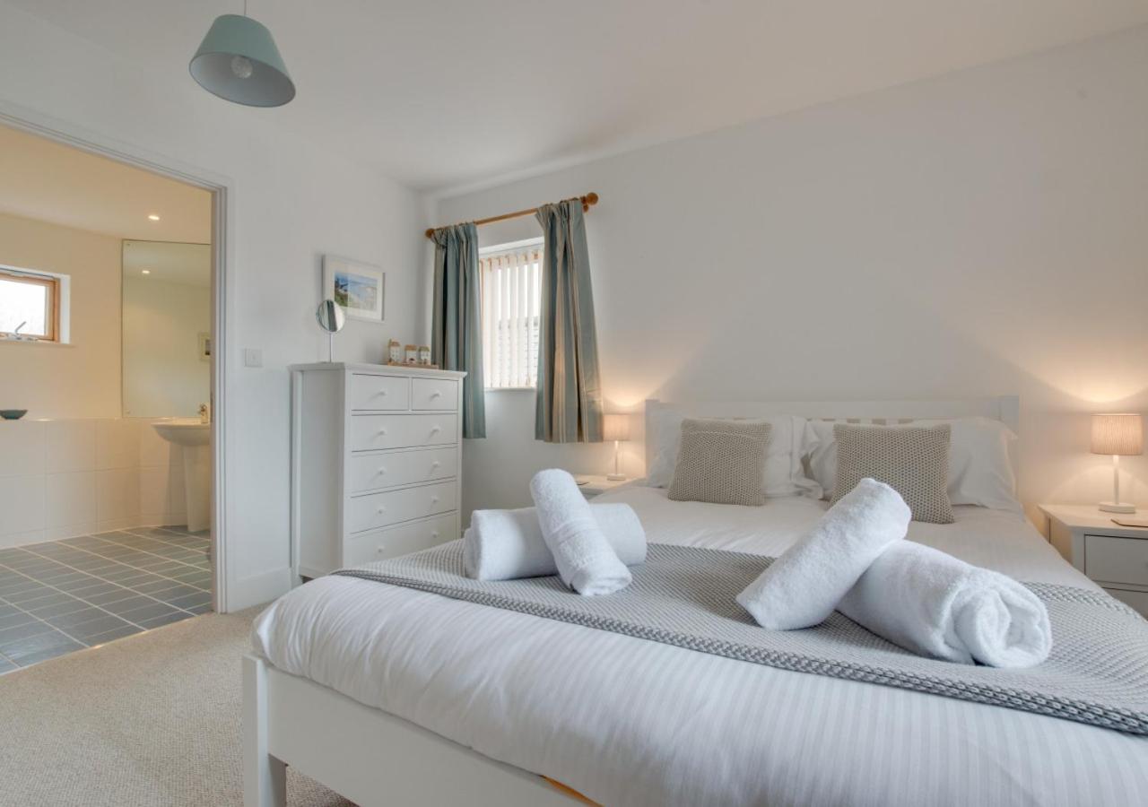 2 Bed in Porthleven oc-shorse