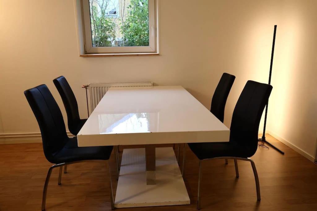 Home for Workers & Familys Near Volvo view 5