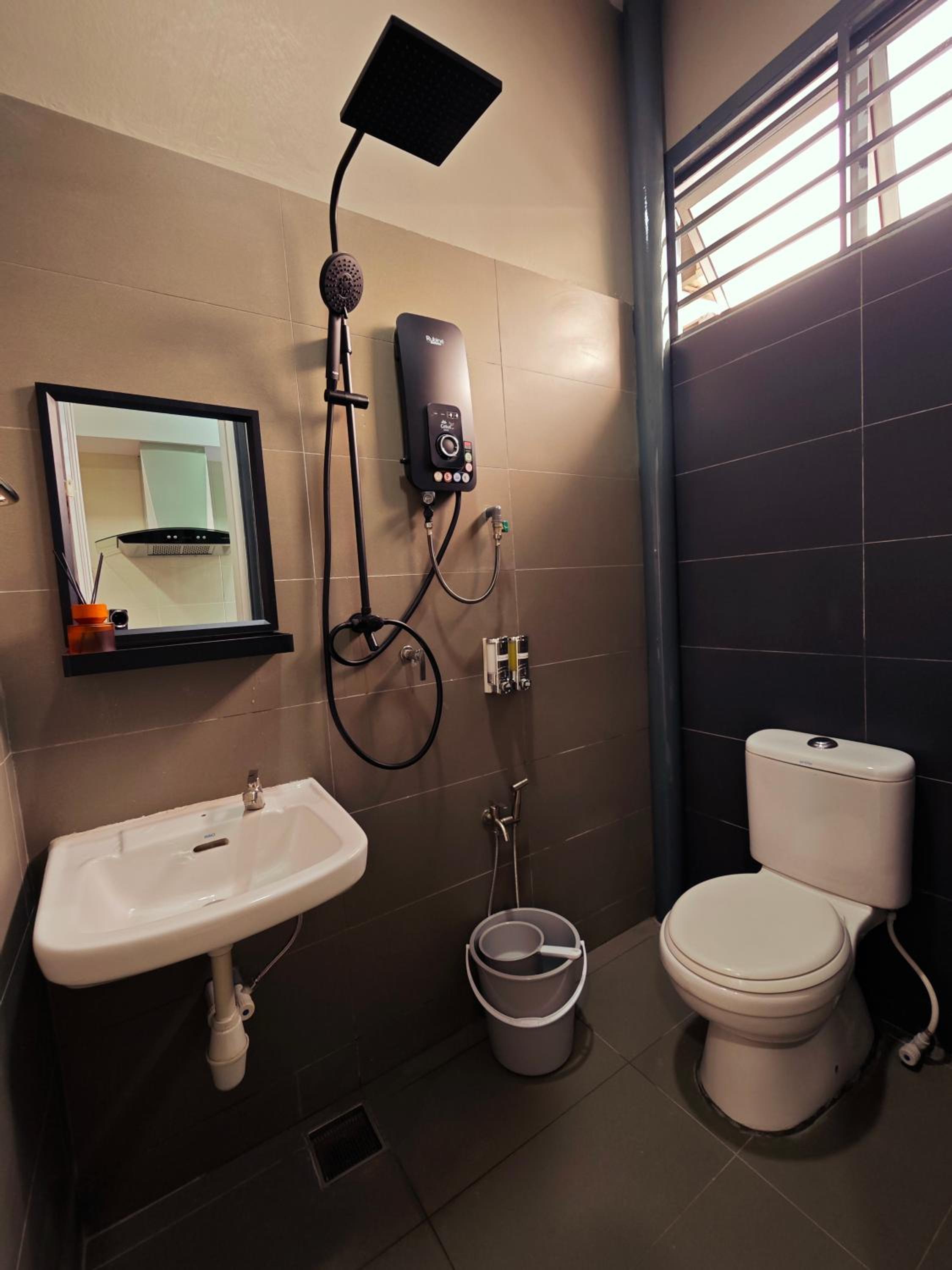 Cozy Austin - 10 mins from Aeon Tebrau City