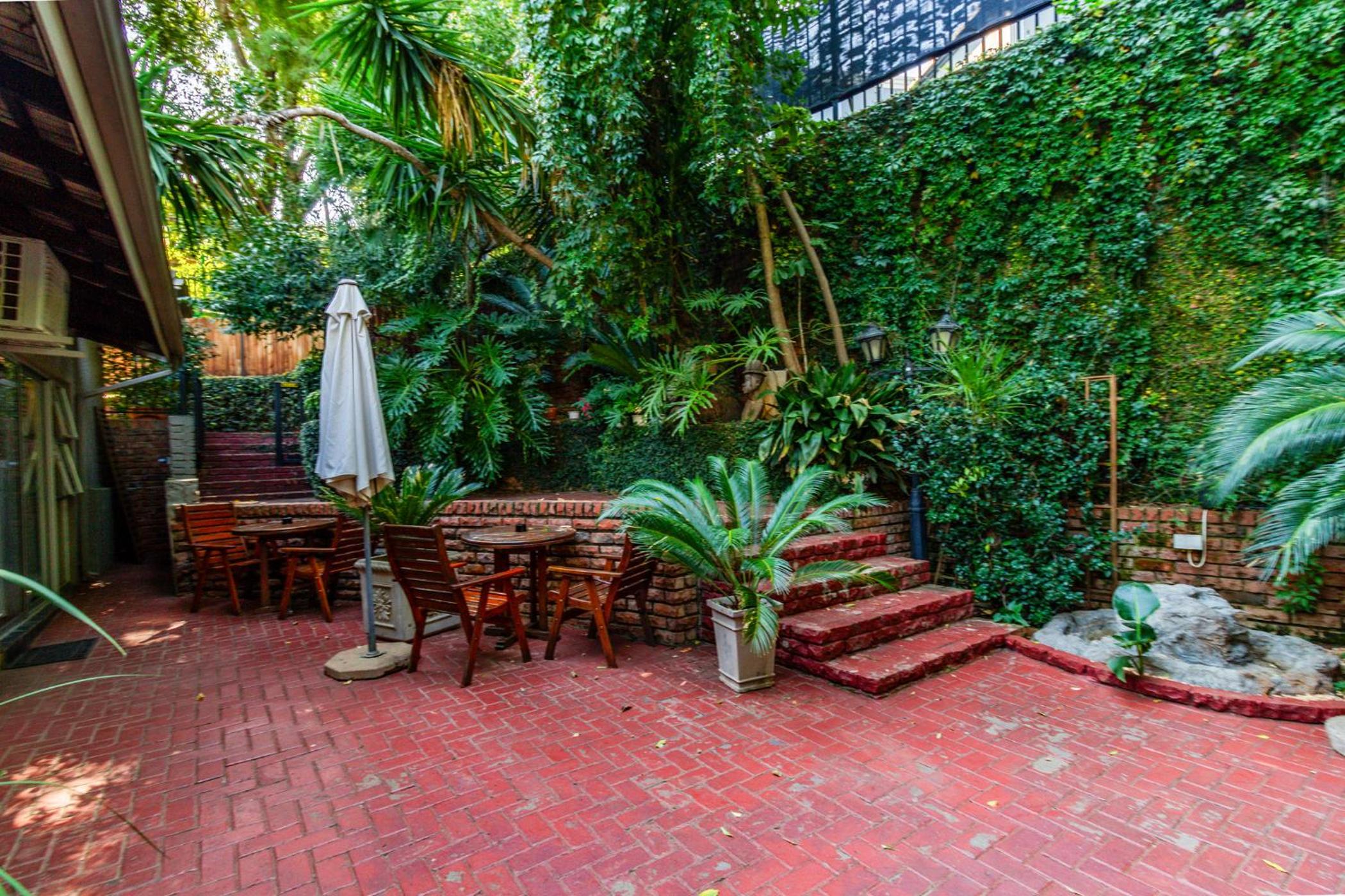 Pumleni Guesthouse