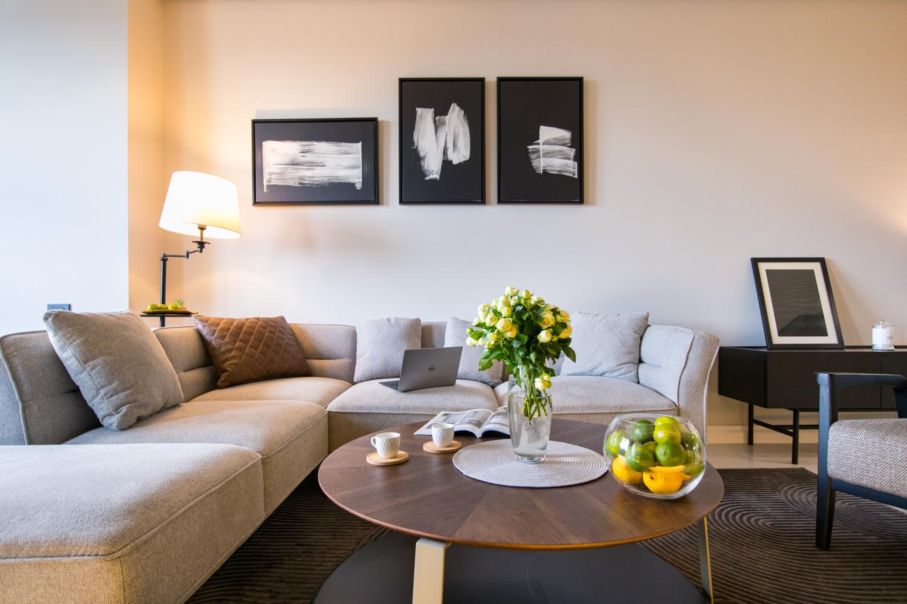 hotelise I Marble Apartment