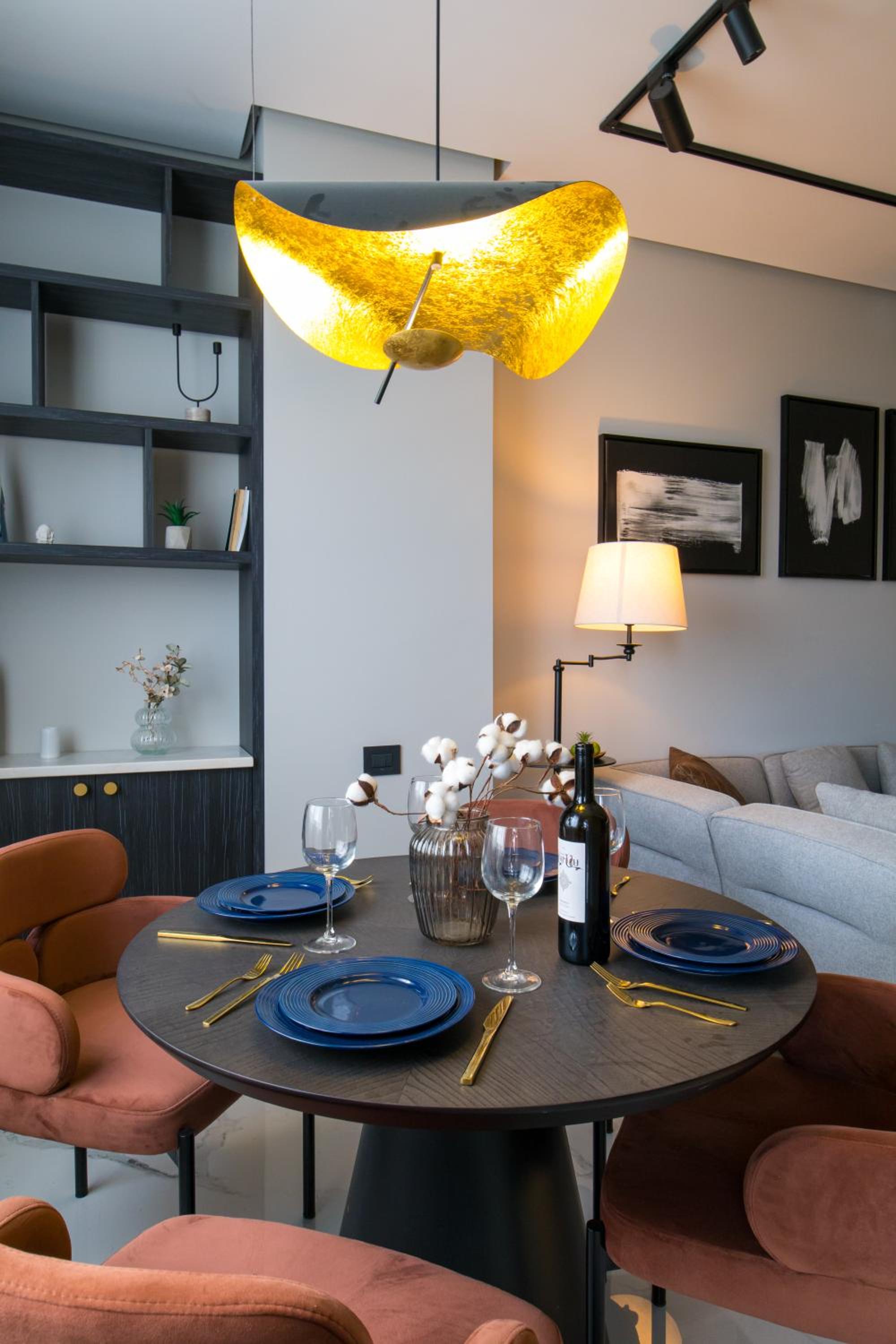 hotelise I Marble Apartment