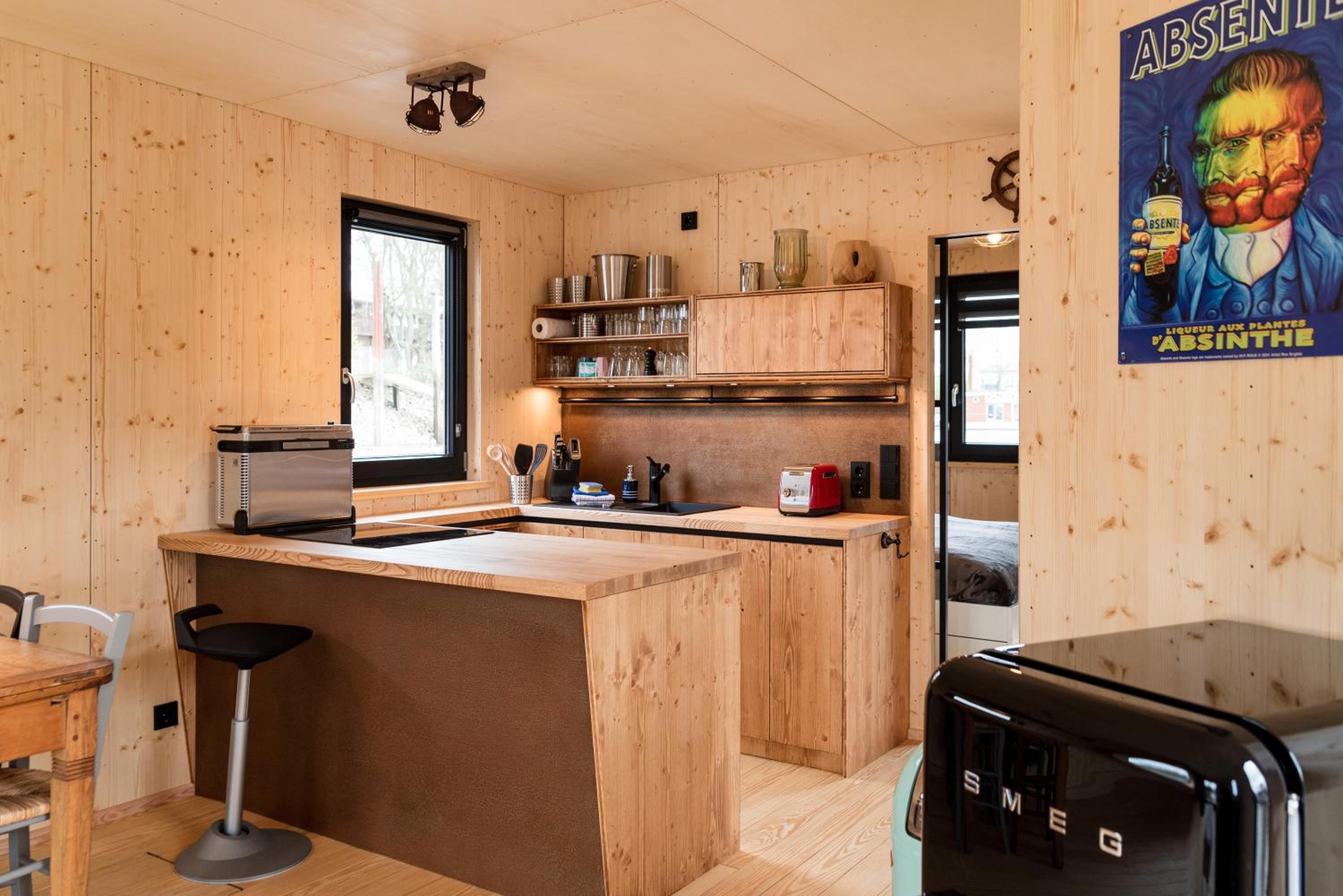 Komfort-Hausboot DIVA mit Kamin