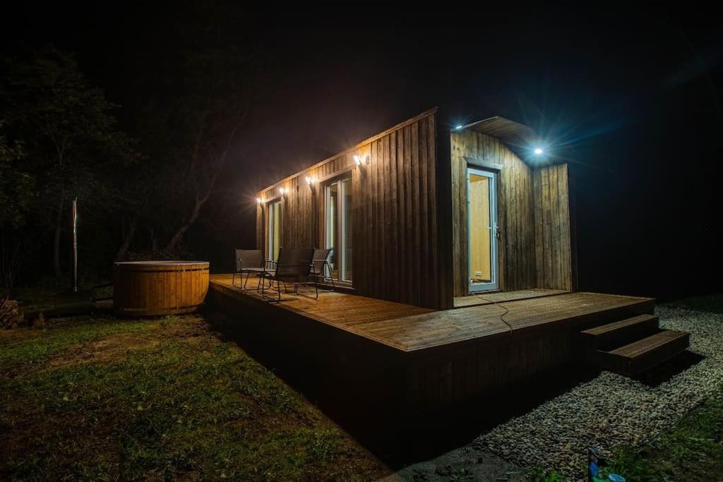 5 minutes from Beach, Cozy Cabin with Hot Tub view 4