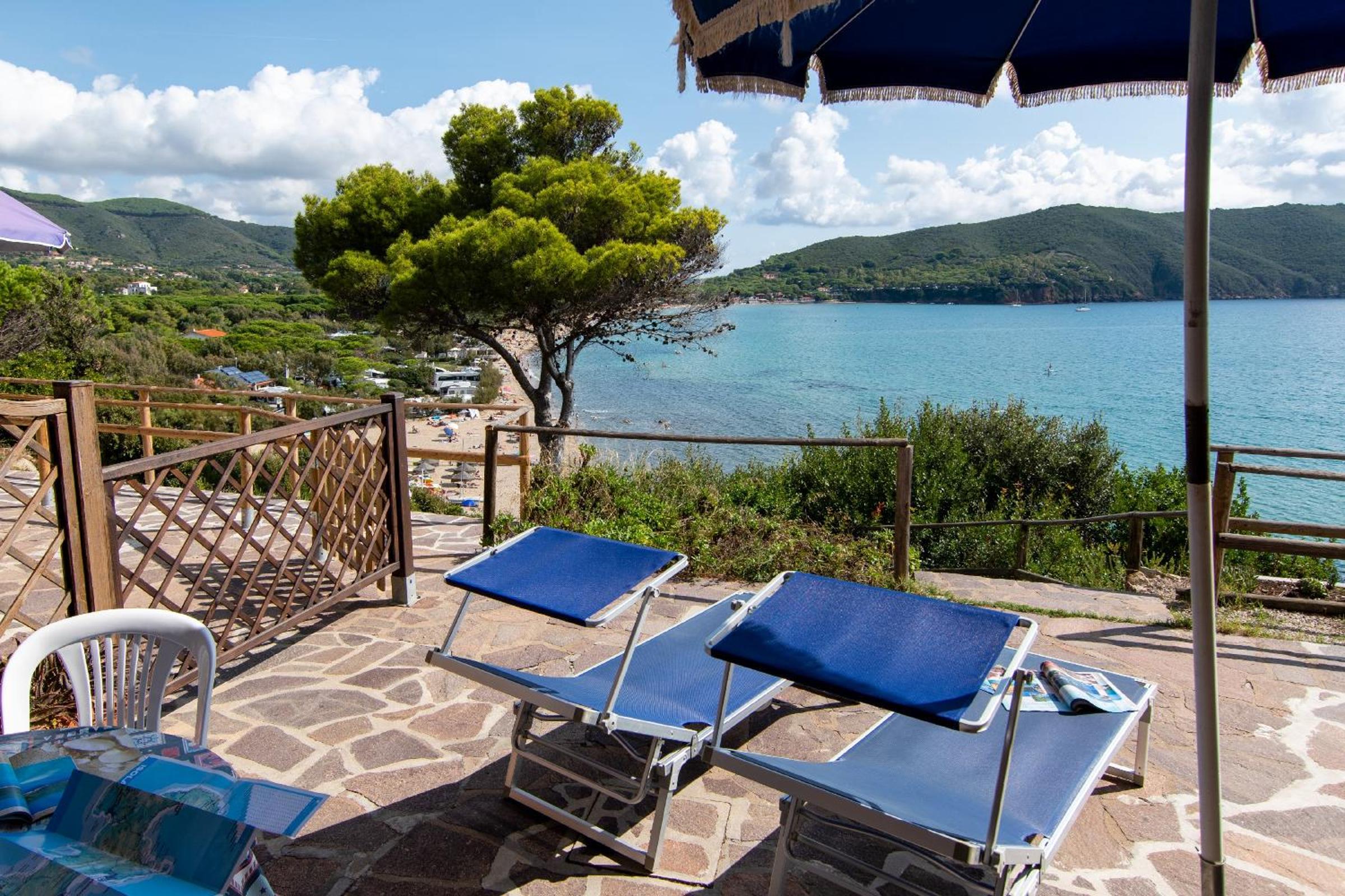 Appartamenti Punta Contessa view 4