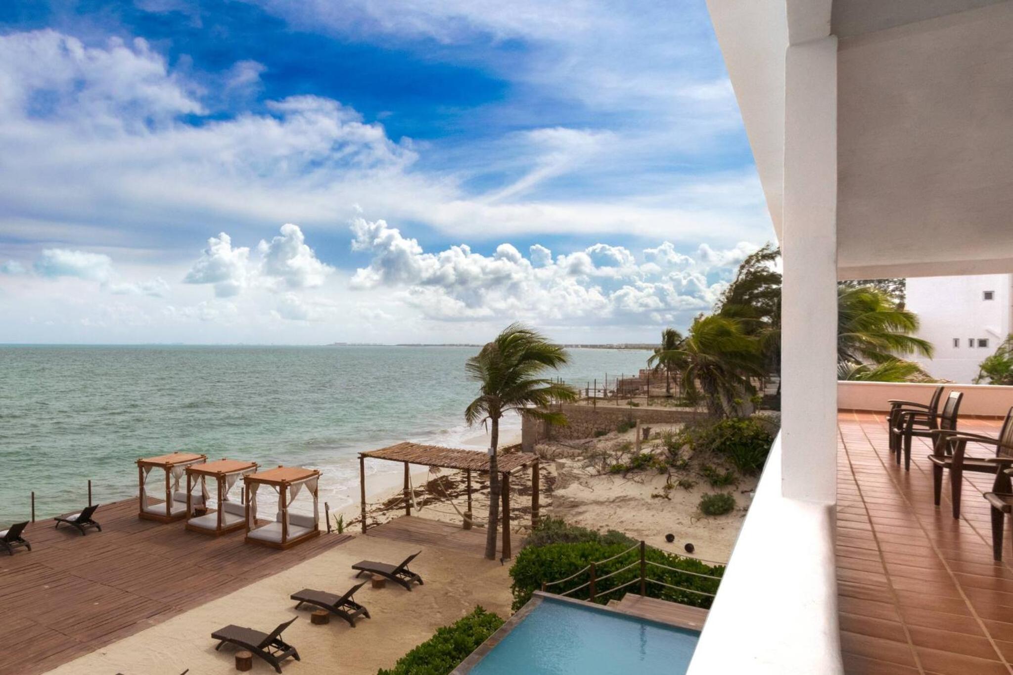 Perfect Beach Location For Families And Weddings