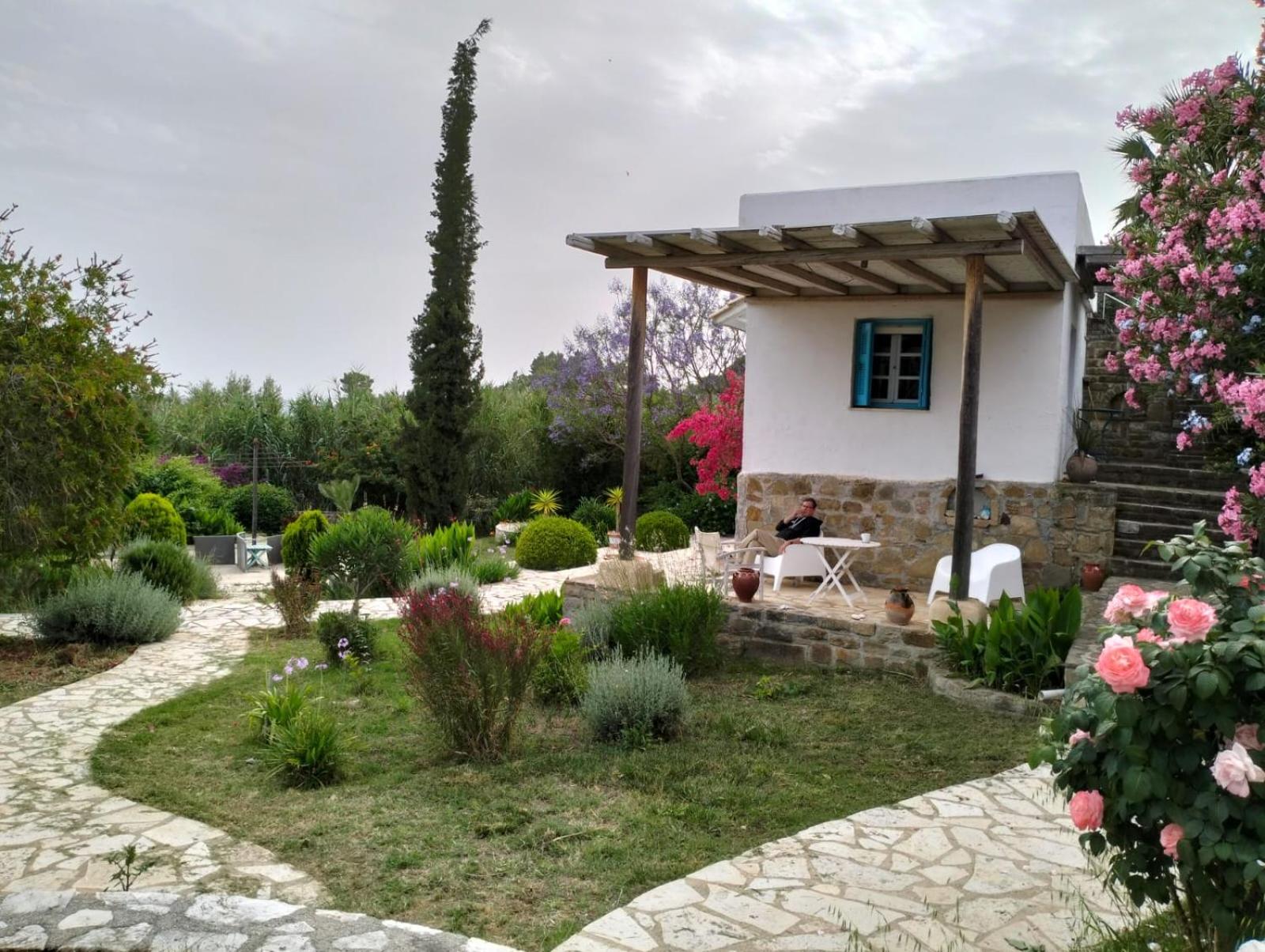 Lemon Tree Cottage view 3