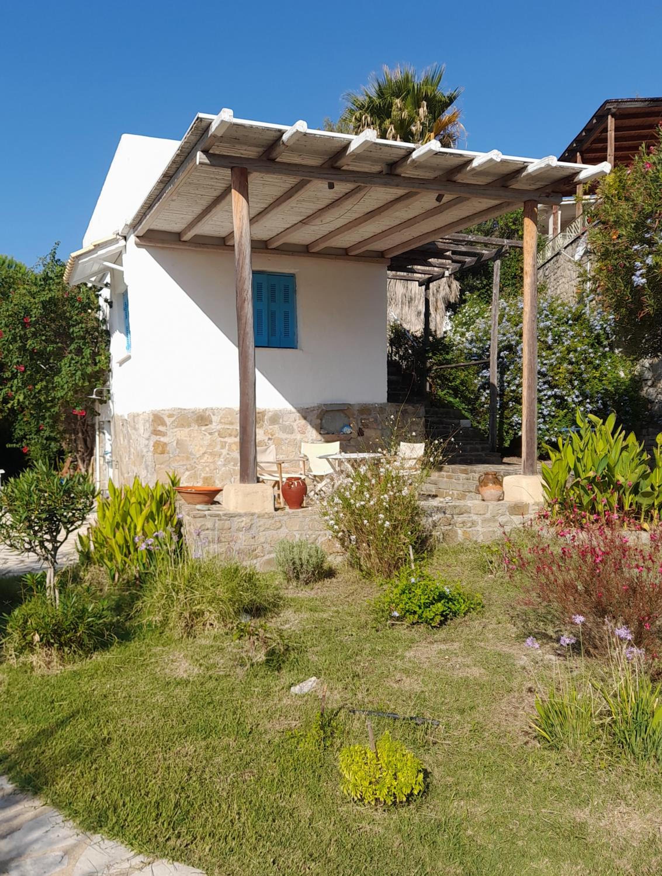 Lemon Tree Cottage view 2