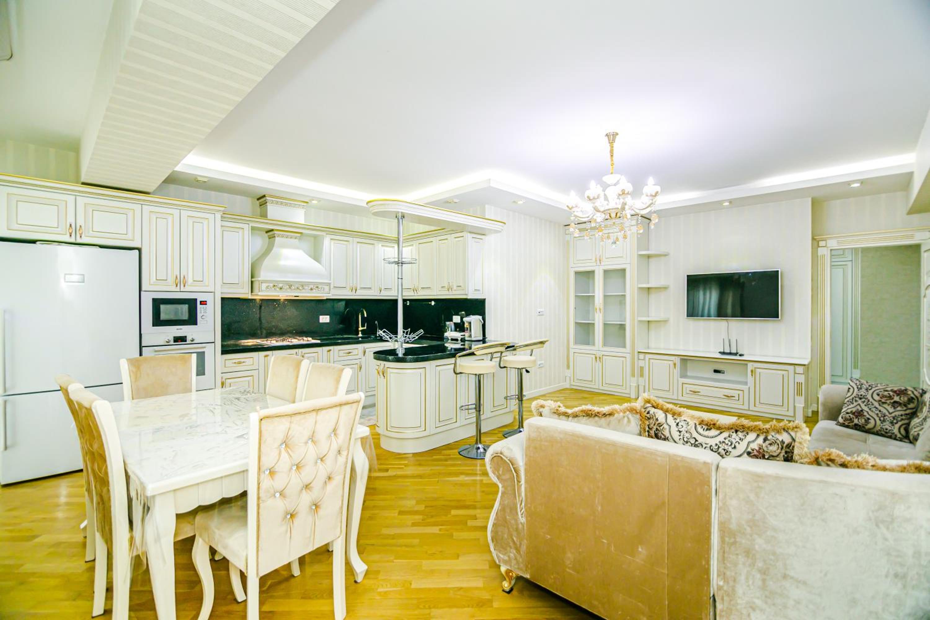 Park Azure Luxury Apartment