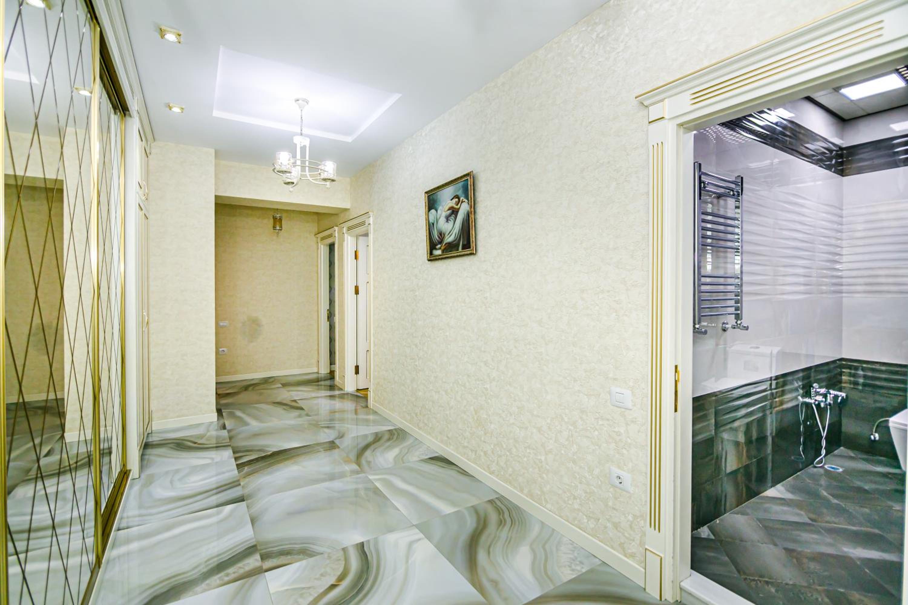 Park Azure Luxury Apartment