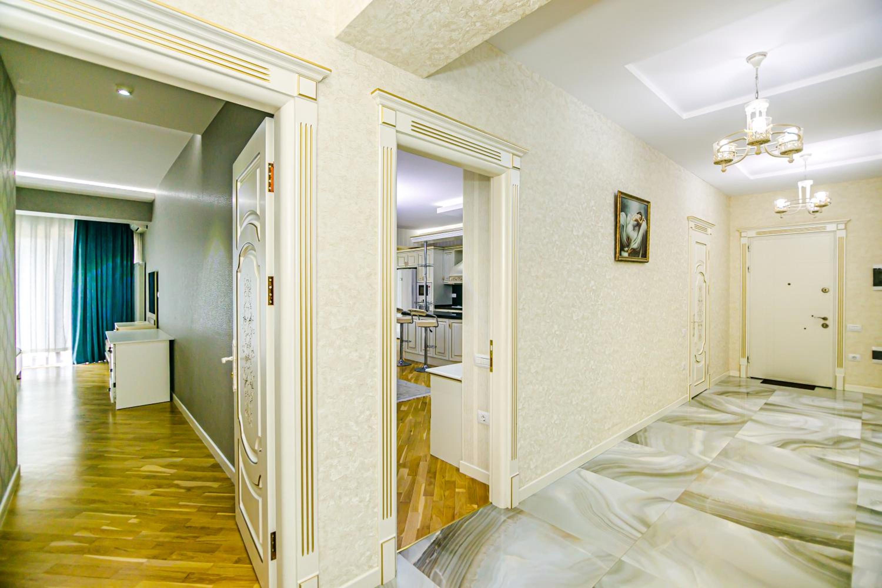 Park Azure Luxury Apartment