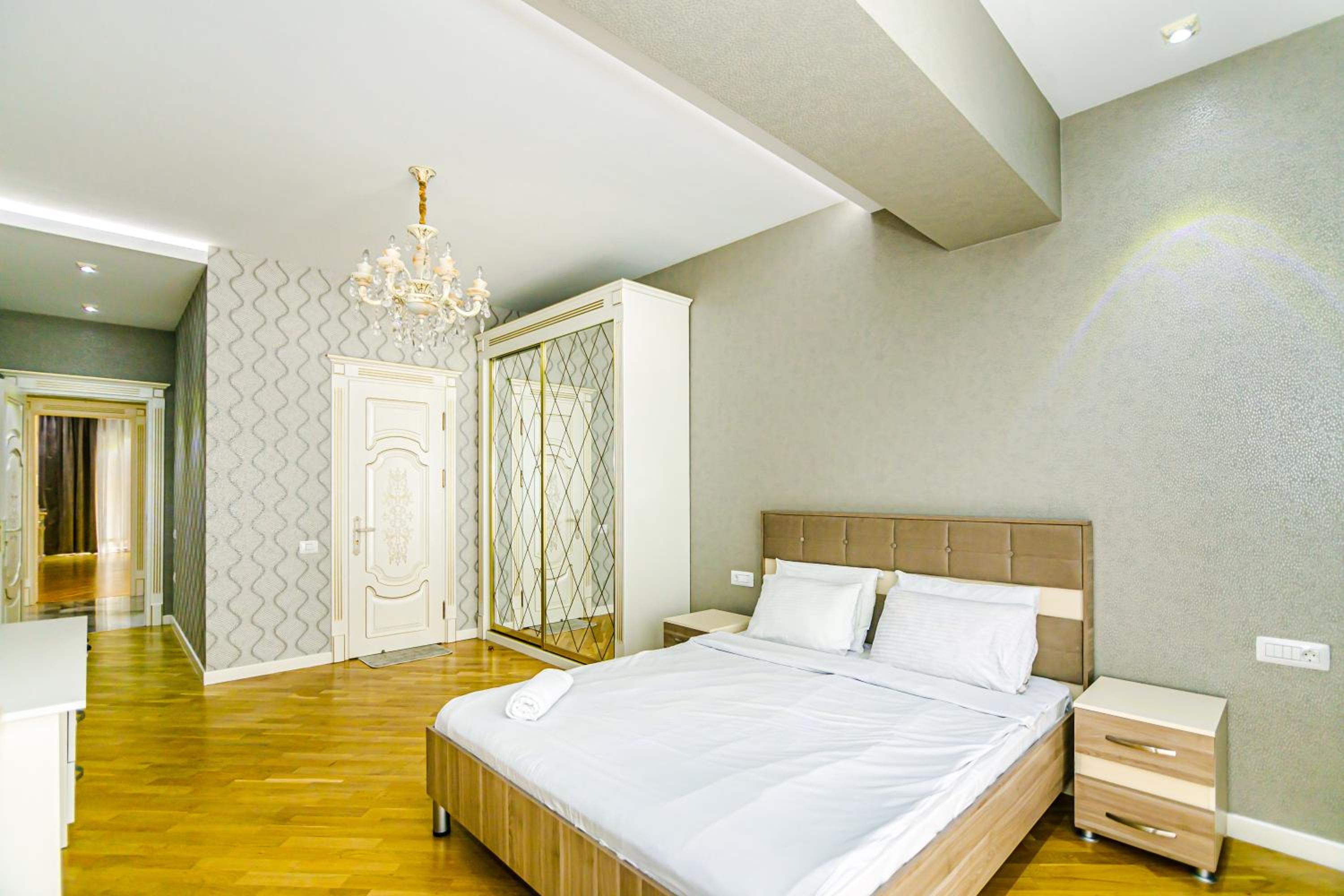 Park Azure Luxury Apartment
