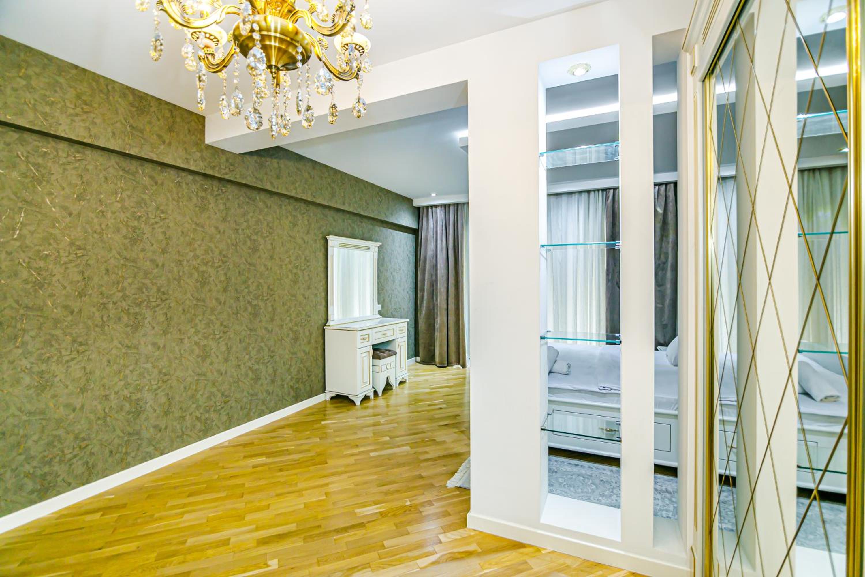 Park Azure Luxury Apartment