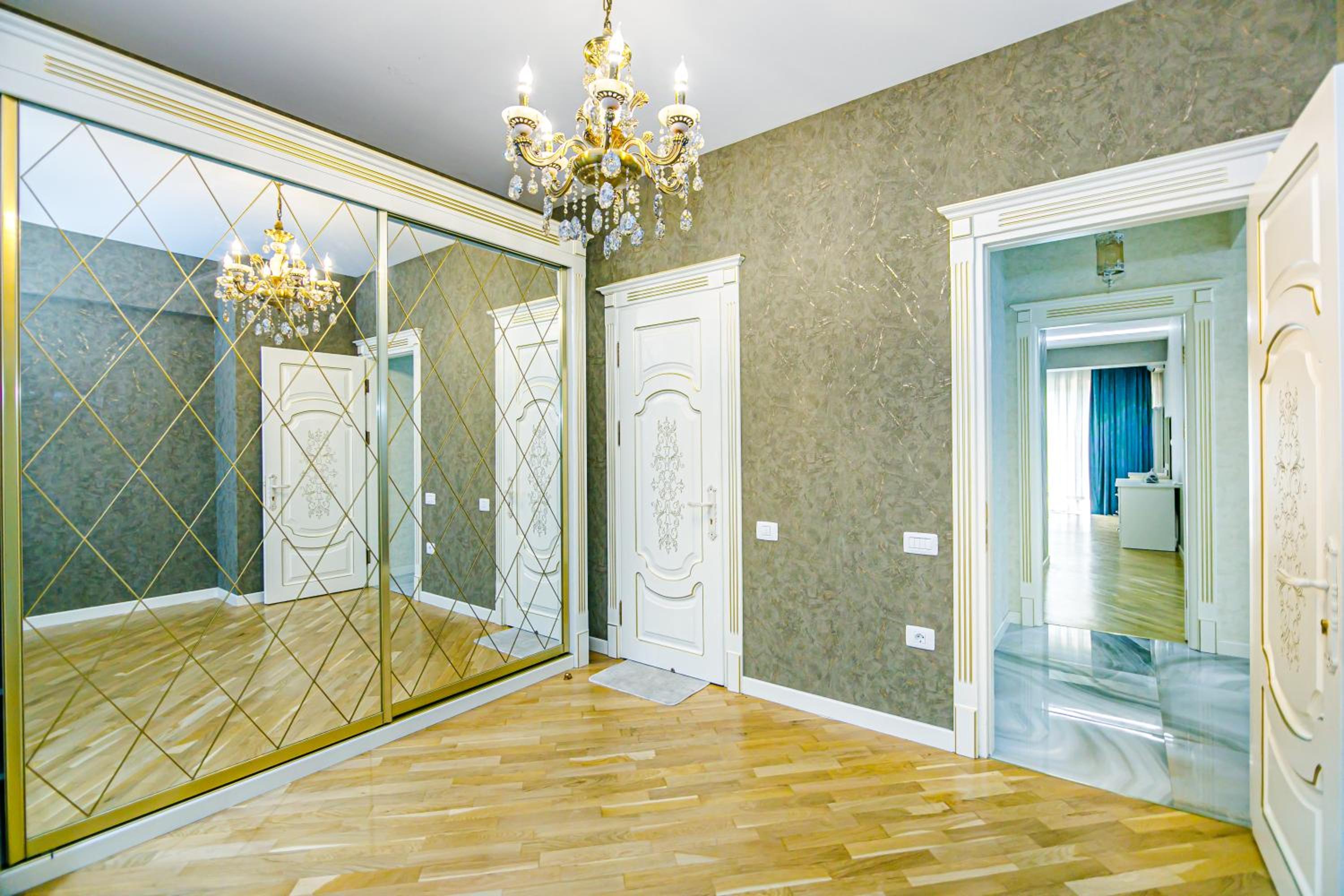 Park Azure Luxury Apartment