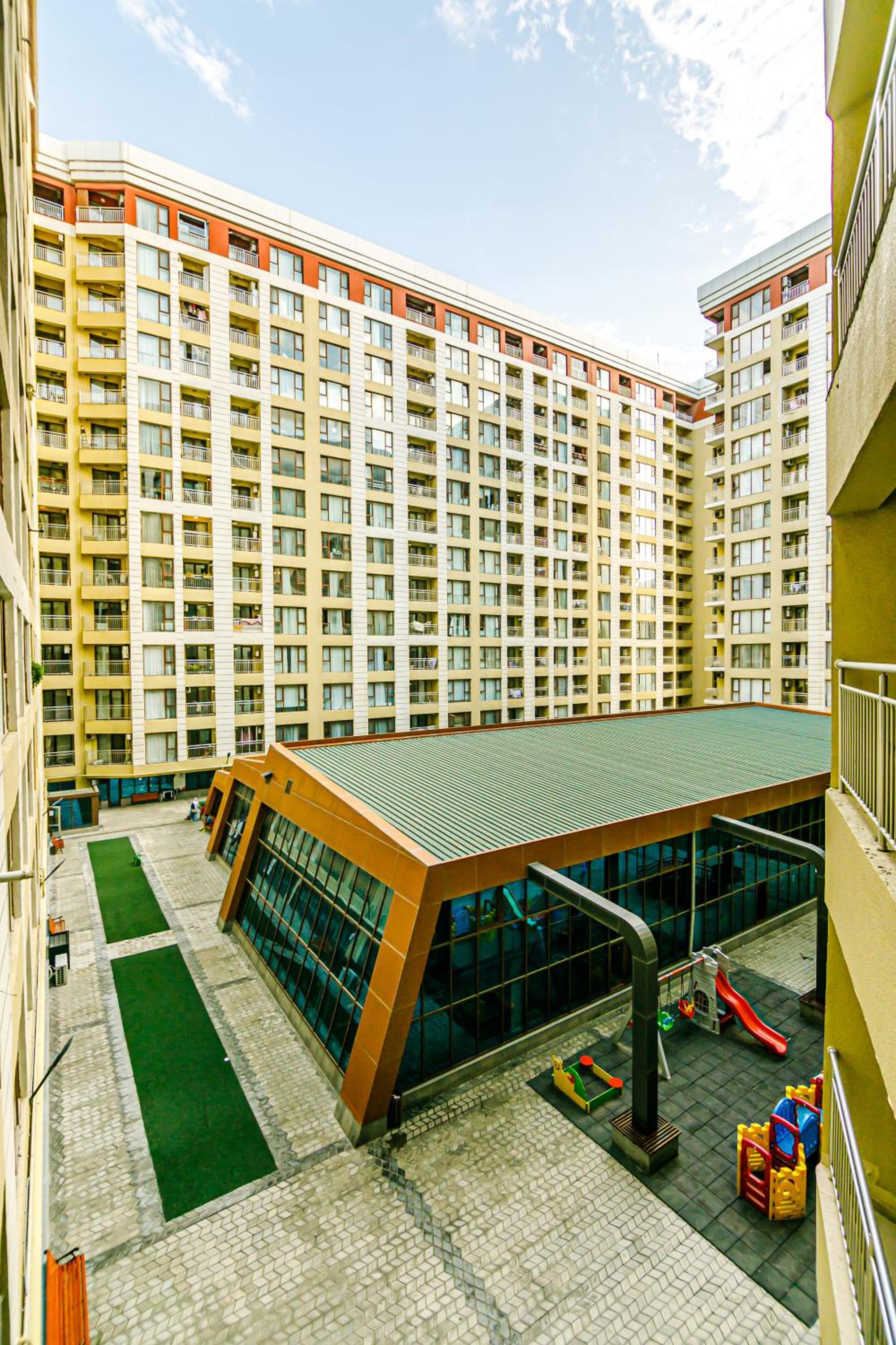 Park Azure Luxury Apartment