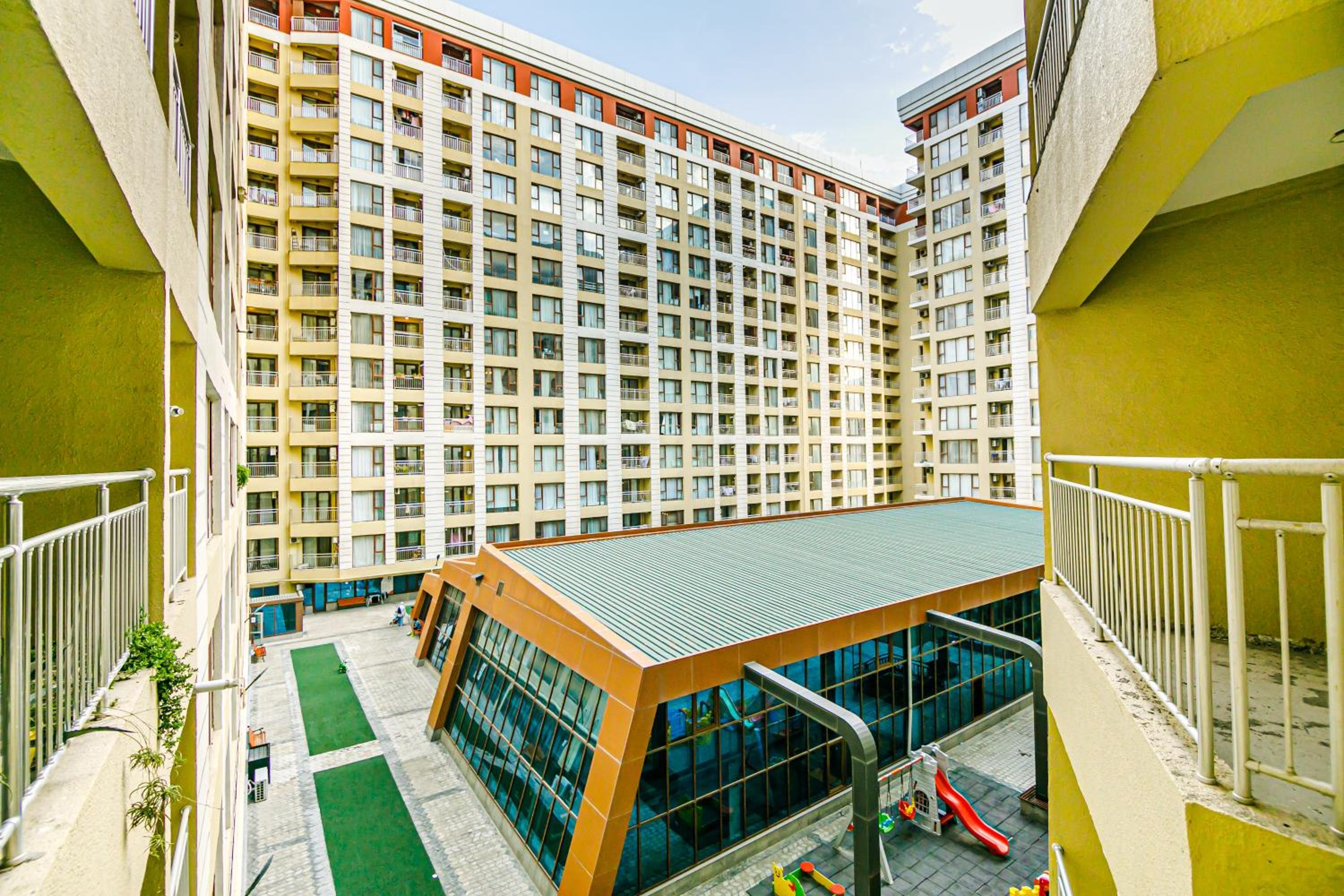 Park Azure Luxury Apartment