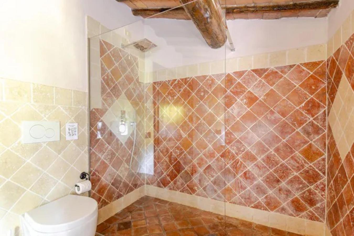 Podere Casetta Entire Property in Exclusive Use Siena view 5