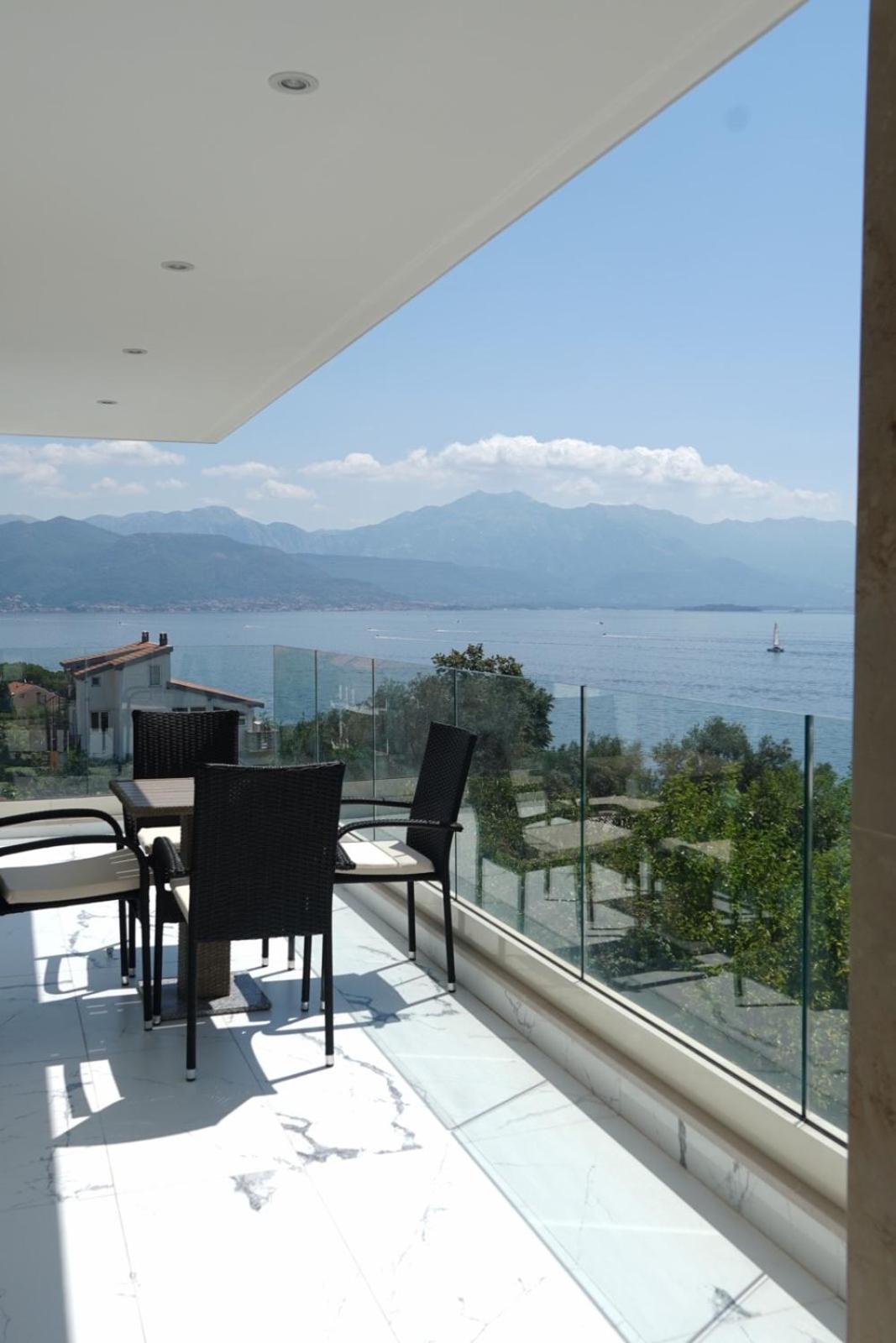 Villa Le Grand Bleu view 4