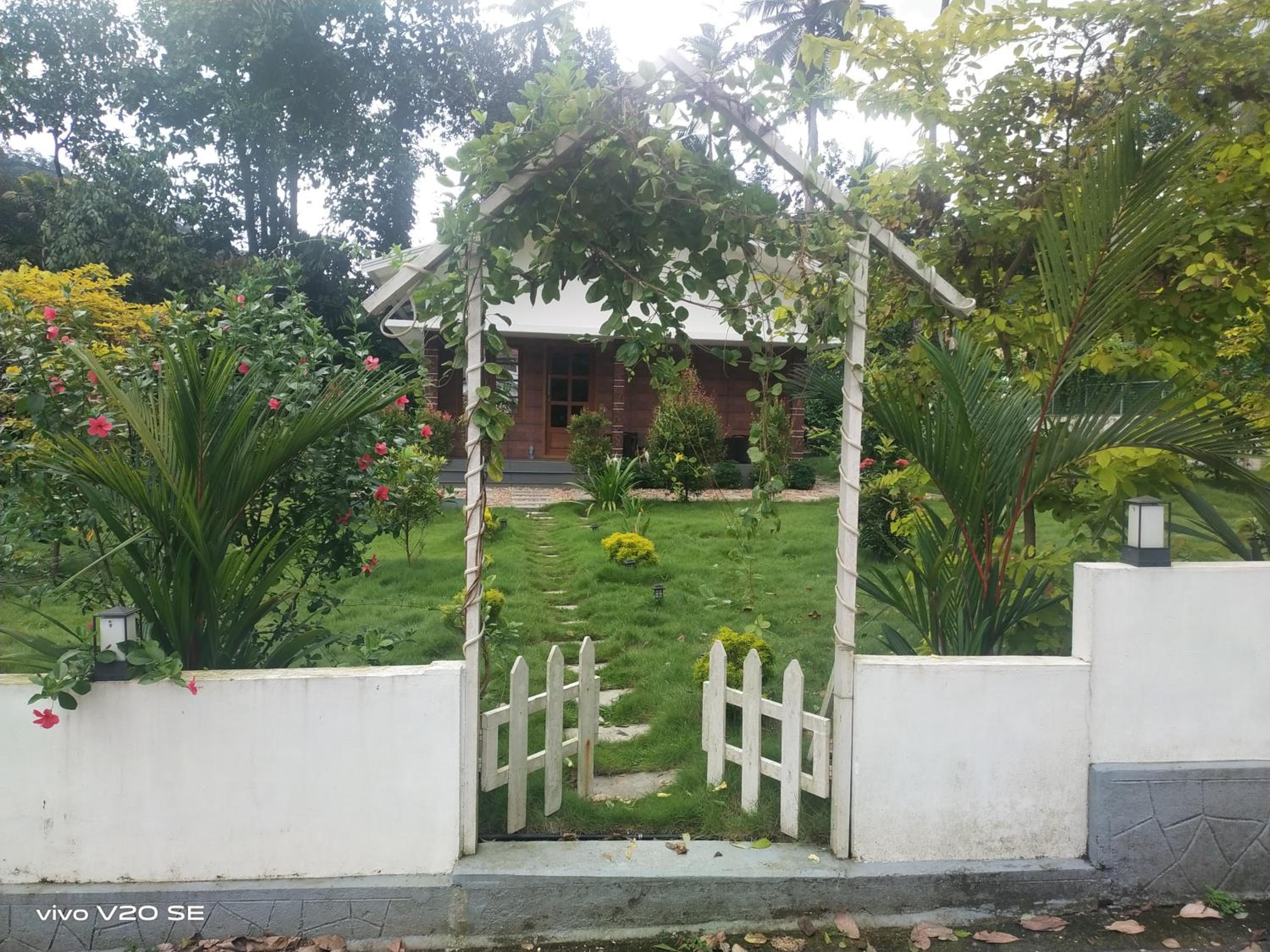 Merlys Fruit Garden